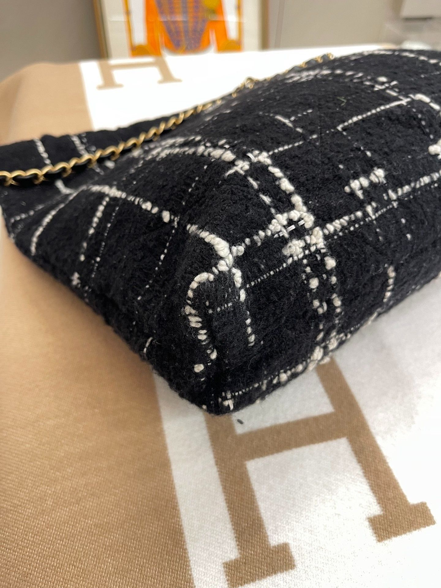 Chanel Pre-loved Bag Very good condition Size ONE SIZE - 7 Thumbnail