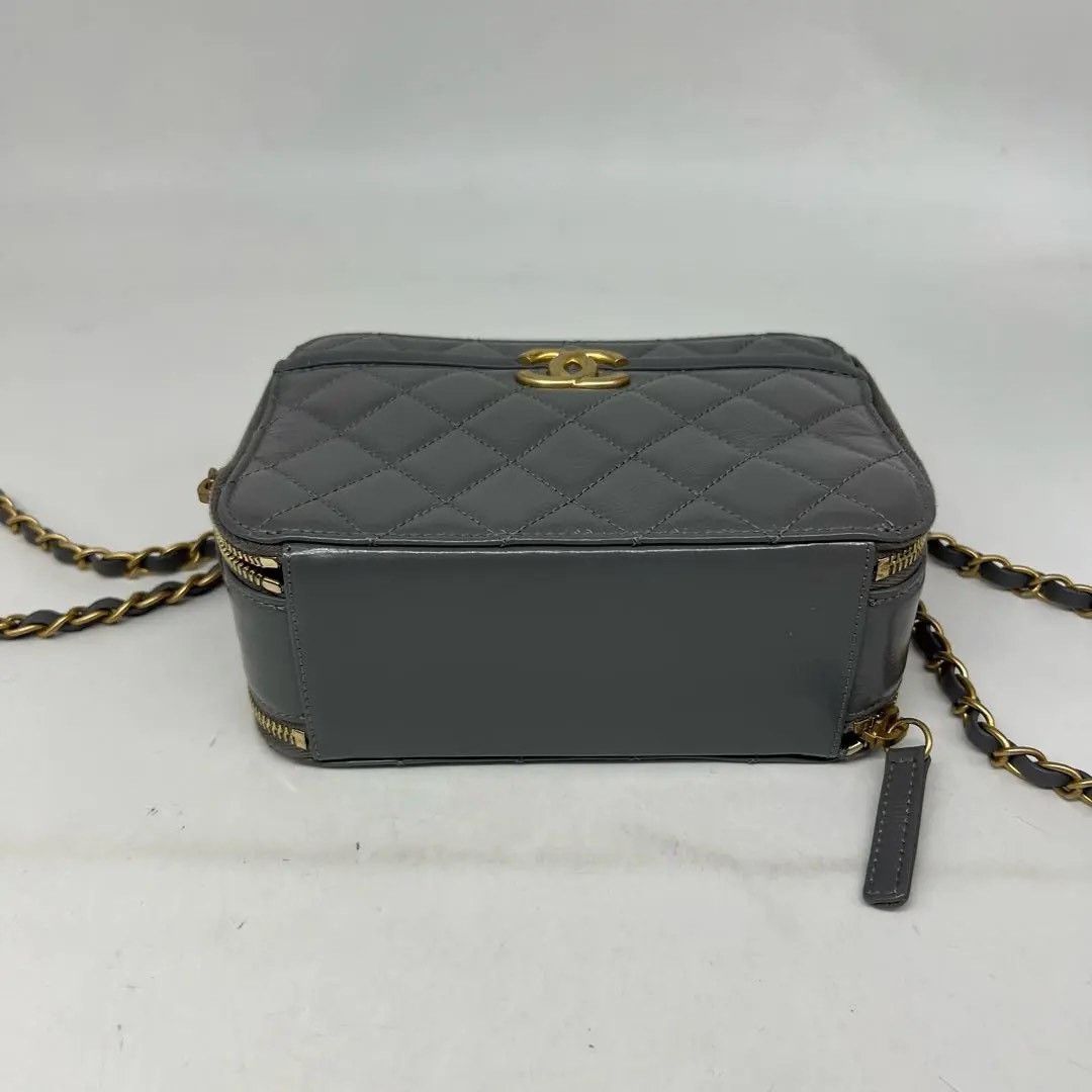Chanel Pre-loved Bag Very good condition Size ONE SIZE - 6 Thumbnail