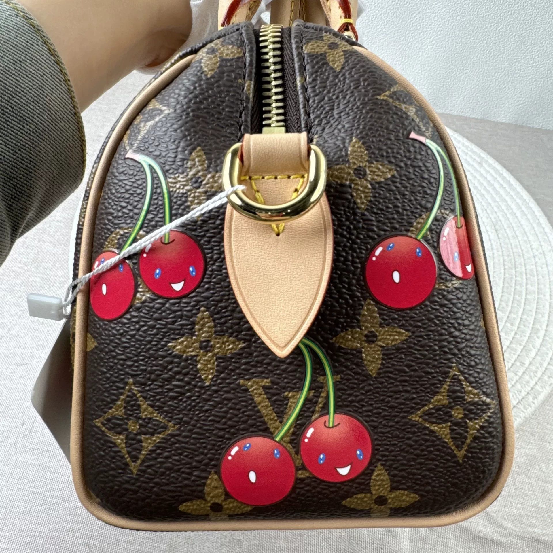 Louis Vuitton Pre-loved Bag Brand new condition Size ONE SIZE - 7 Thumbnail