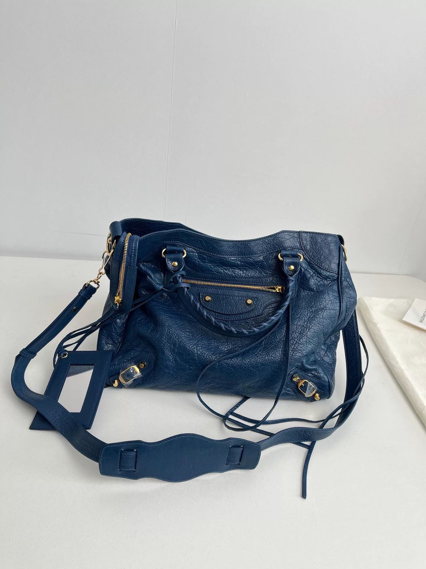 Balenciaga Pre-loved Bag Very good condition Size ONE SIZE - 3 Thumbnail