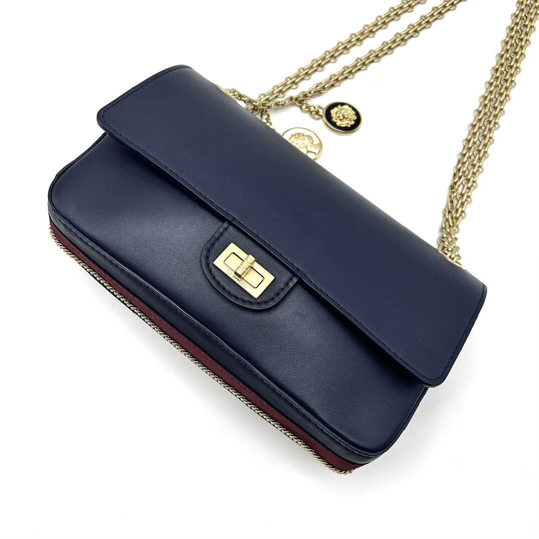 Chanel Pre-loved Bag Very good condition Size ONE SIZE - 2 Thumbnail