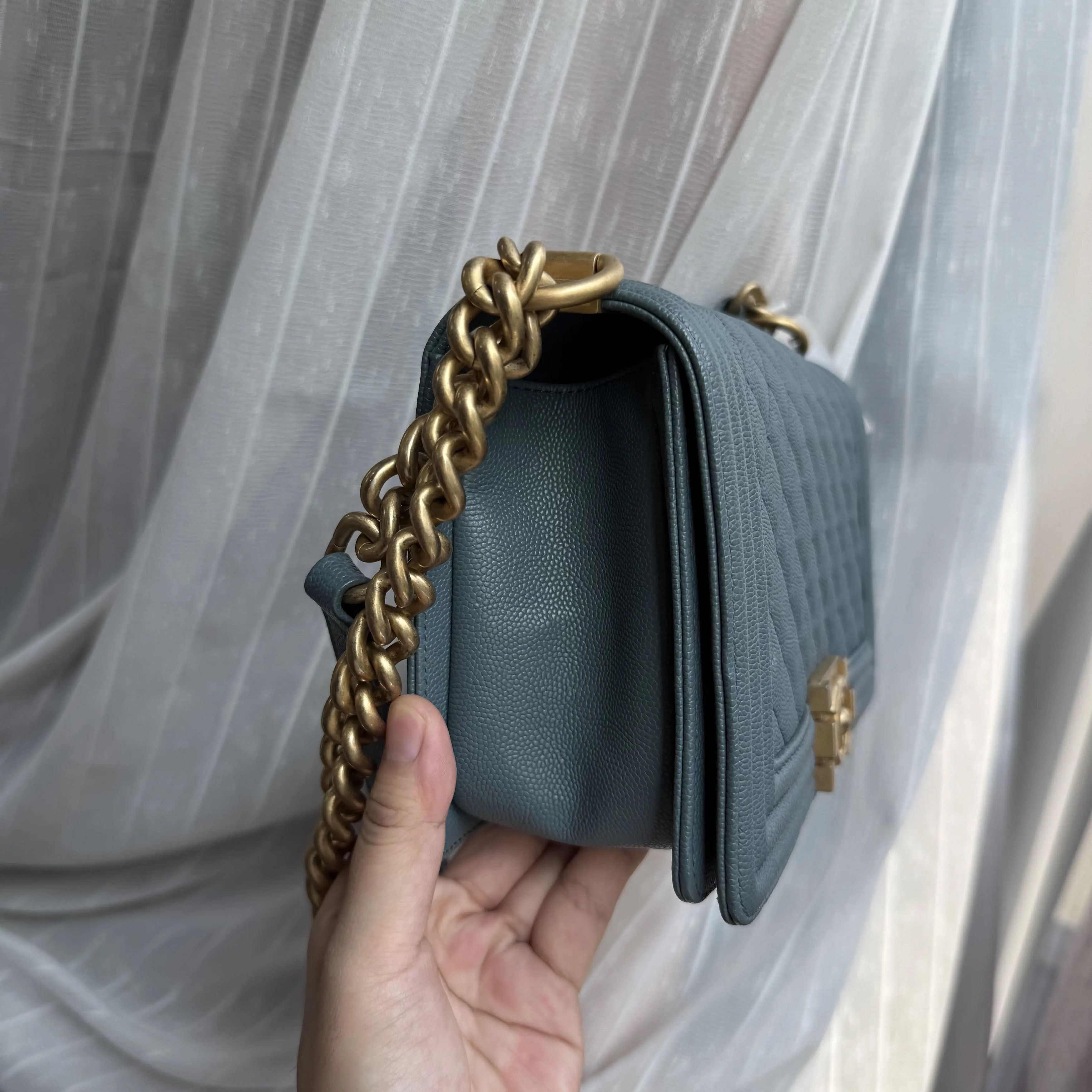 Chanel Pre-loved Bag Very good condition Size ONE SIZE - 7 Thumbnail