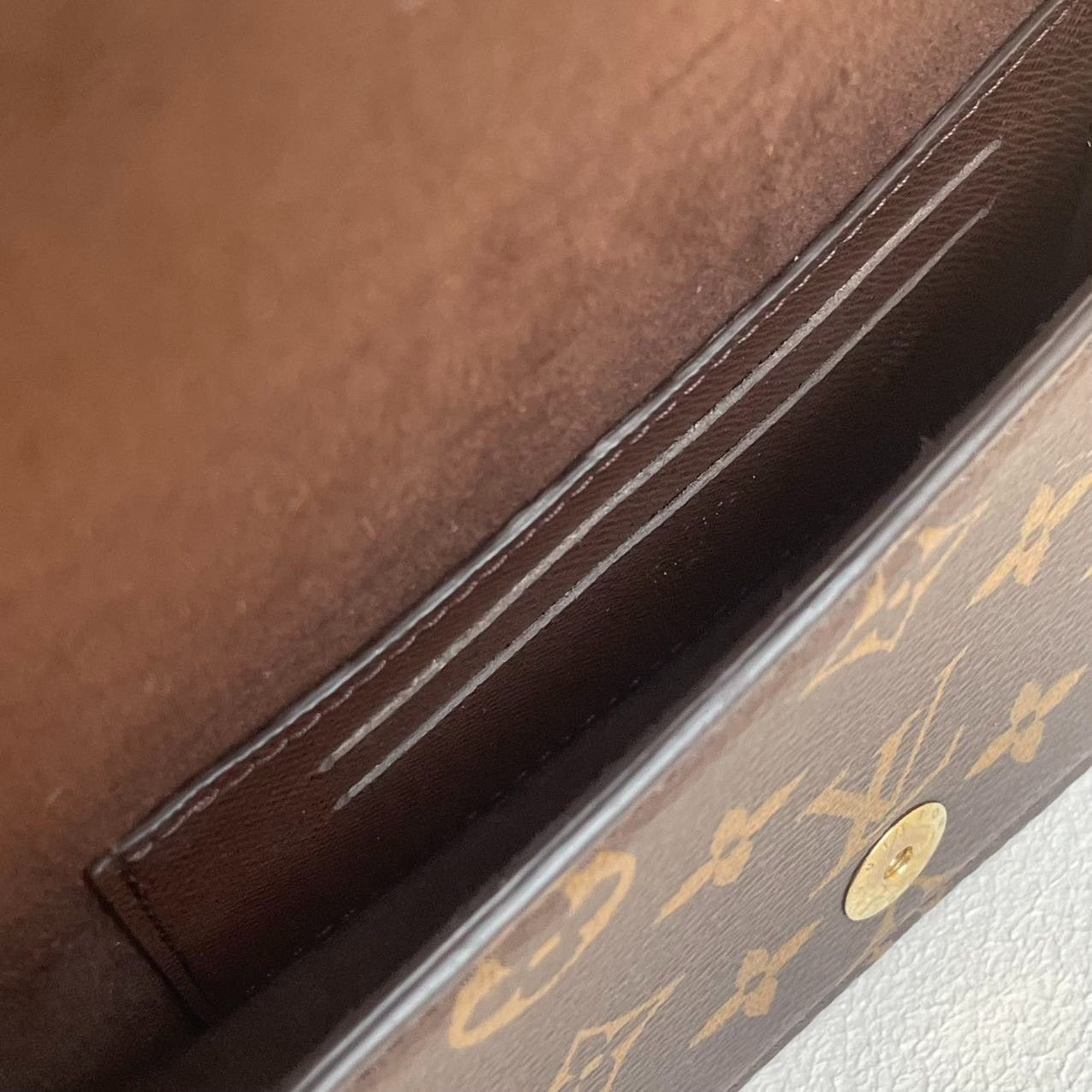 Louis Vuitton Pre-loved Bag Very good condition Size ONE SIZE - 6 Thumbnail