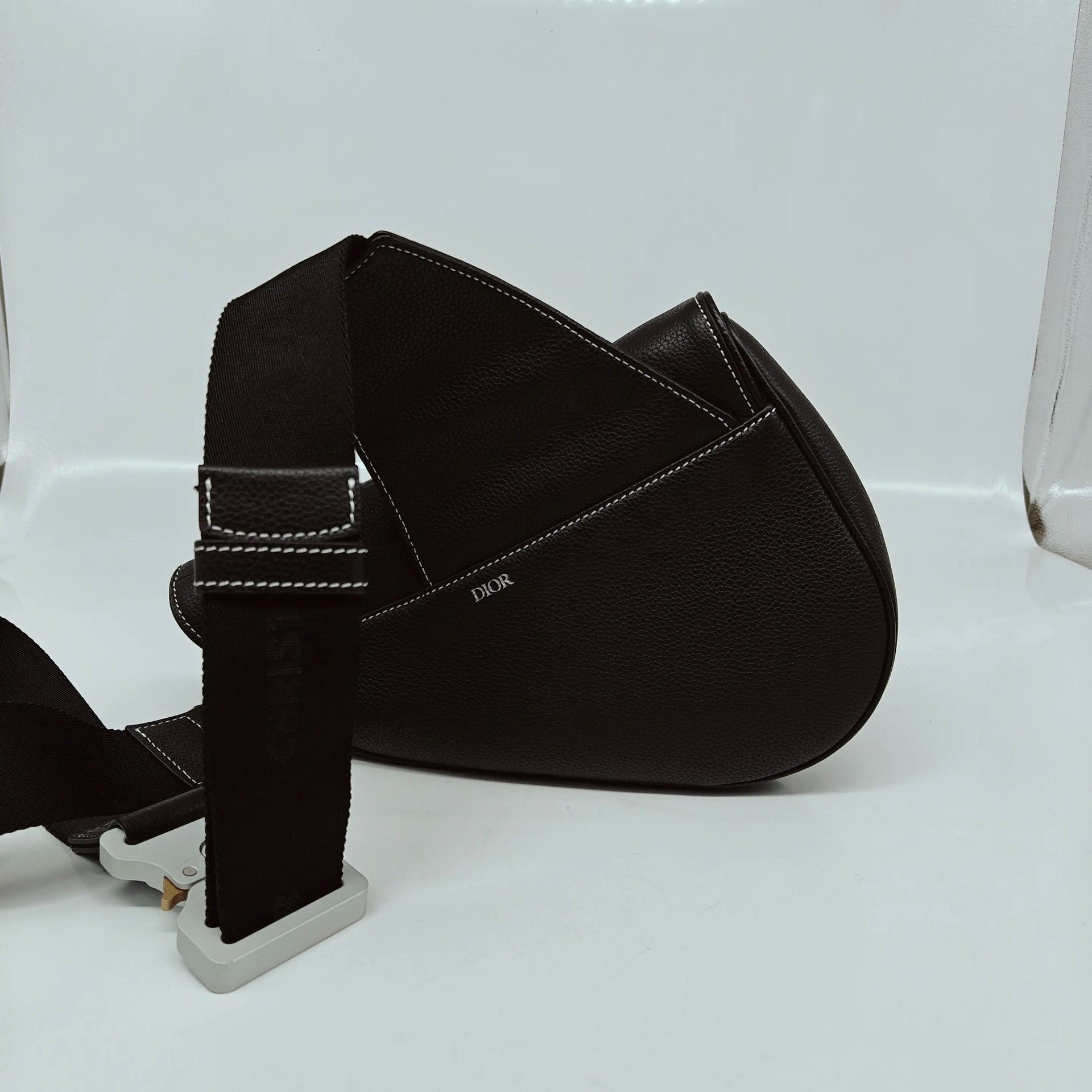 Dior Pre-loved Bag Very good condition Size ONE SIZE - 4 Thumbnail