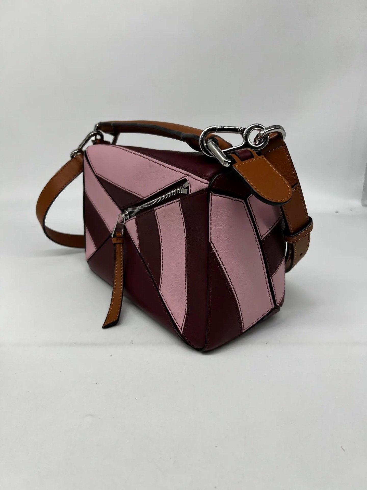Loewe Pre-loved Bag Very good condition Size ONE SIZE - 4 Thumbnail