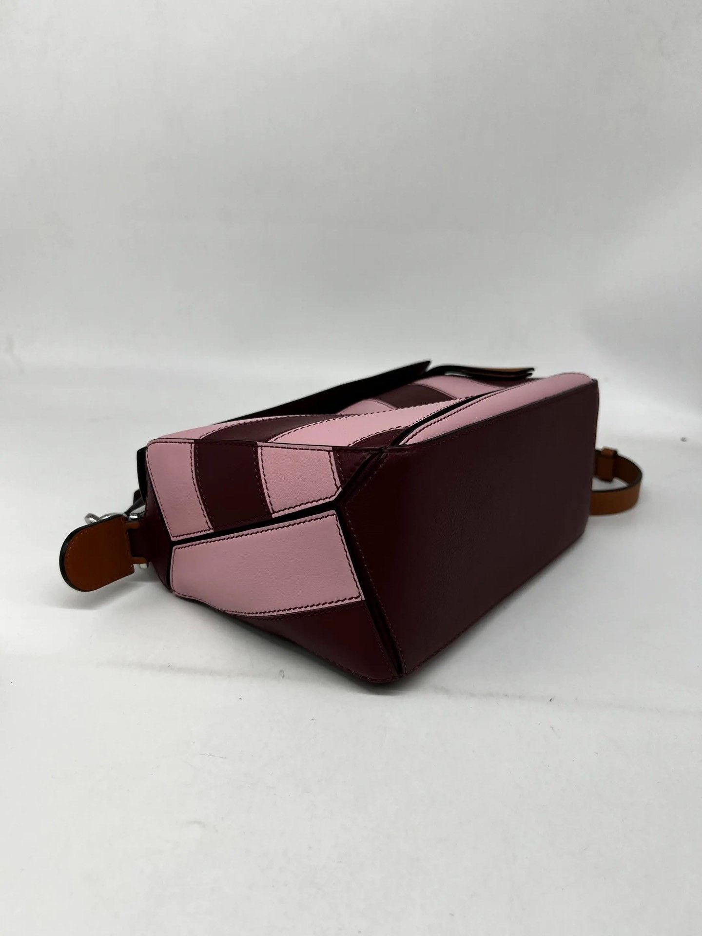 Loewe Pre-loved Bag Very good condition Size ONE SIZE - 8 Thumbnail