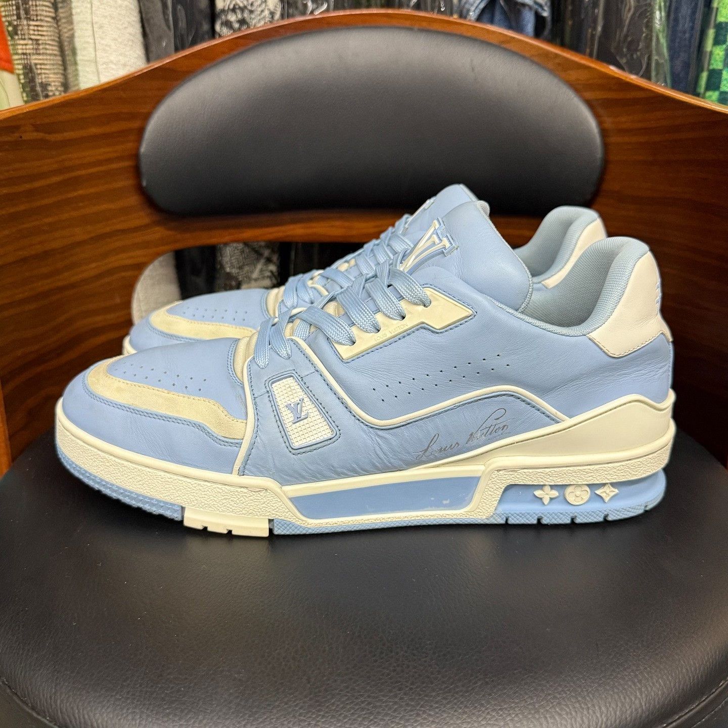 Louis Vuitton Louis Vuitton Training Blue Lowtop Sneakers 9 Men Size US 9 / EU 42 - 6 Thumbnail