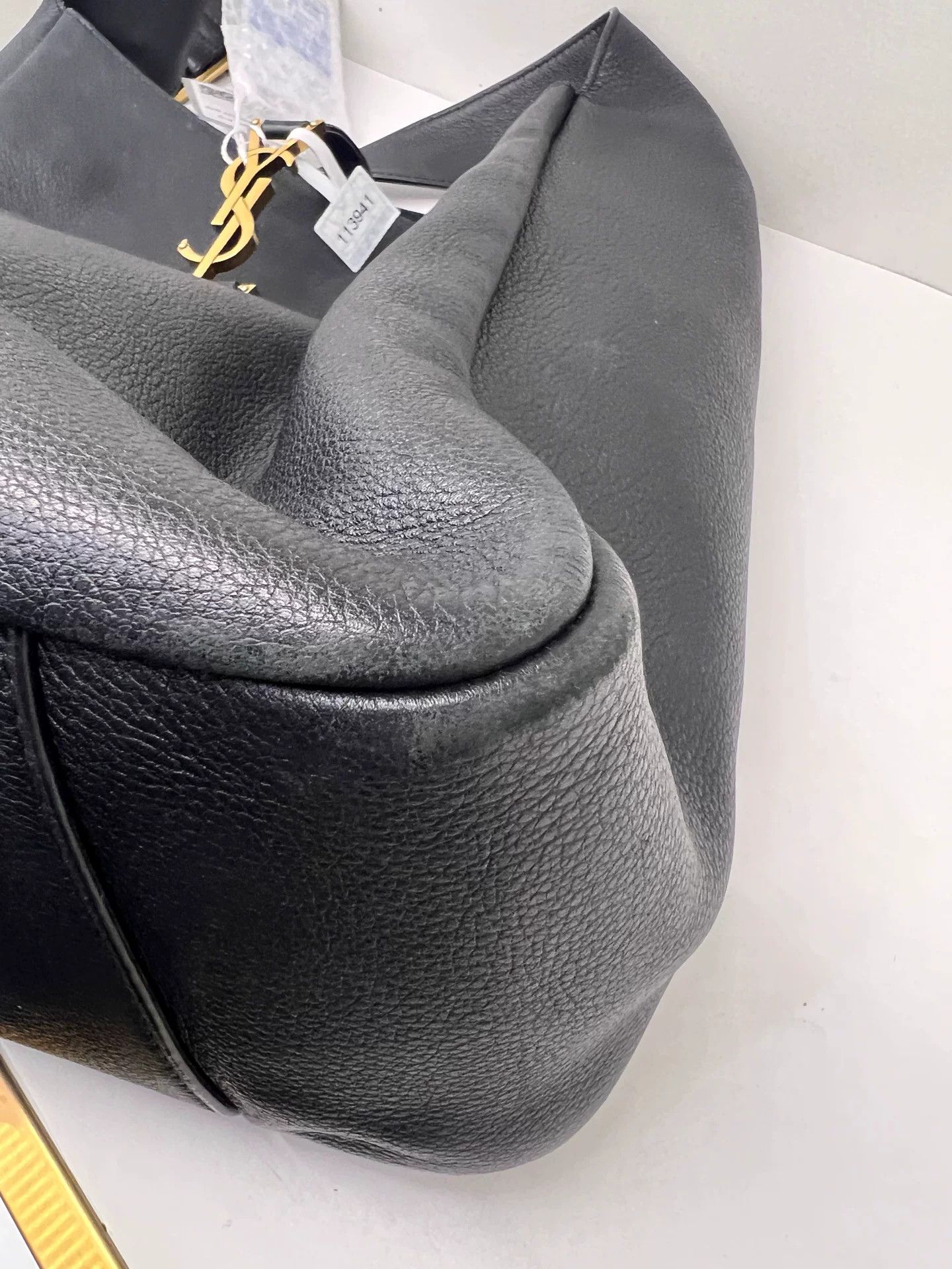 Saint Laurent Paris Pre-loved Bag Very good condition Size ONE SIZE - 3 Thumbnail