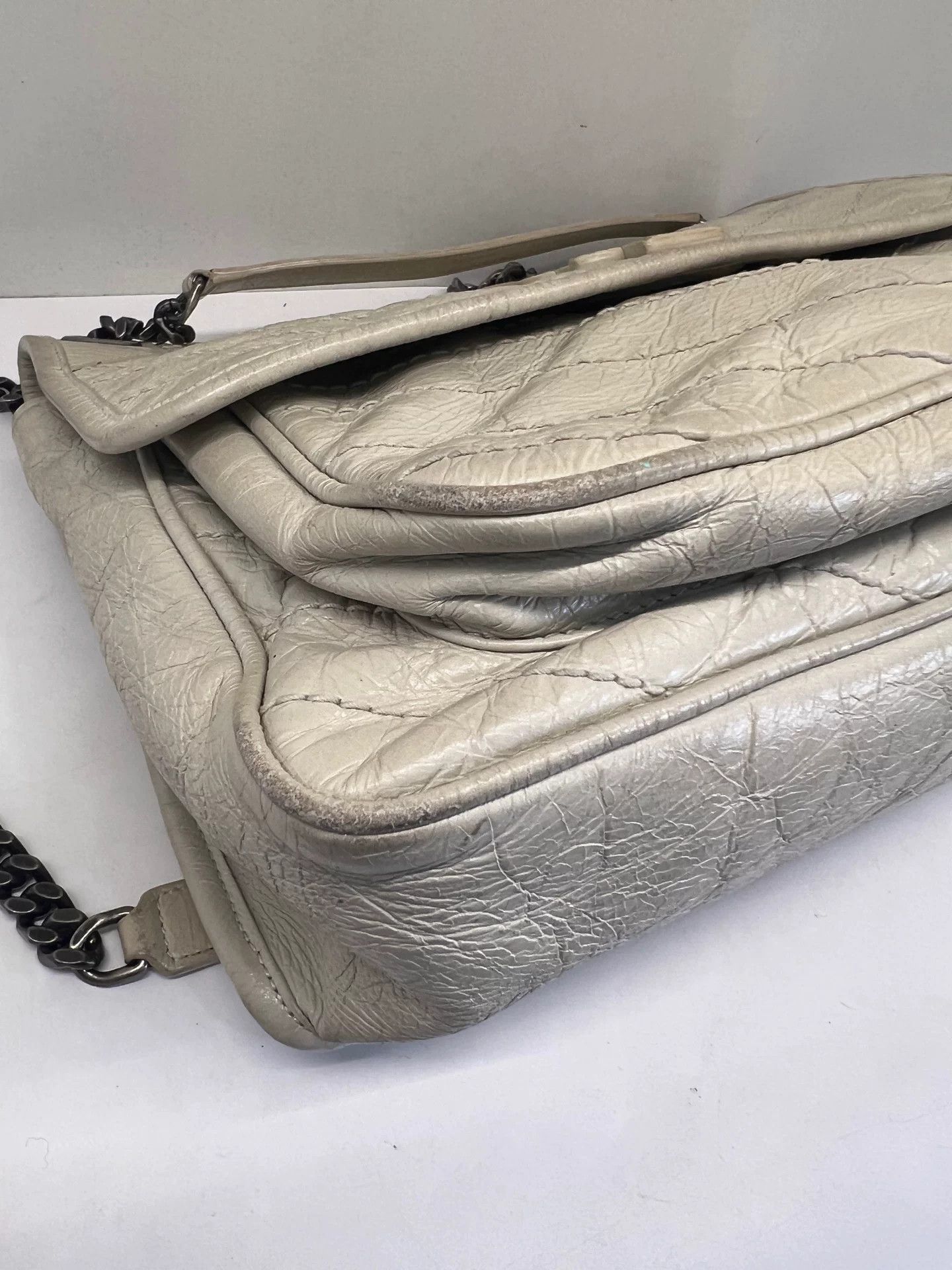 Saint Laurent Paris Pre-loved Bag Very good condition Size ONE SIZE - 4 Thumbnail