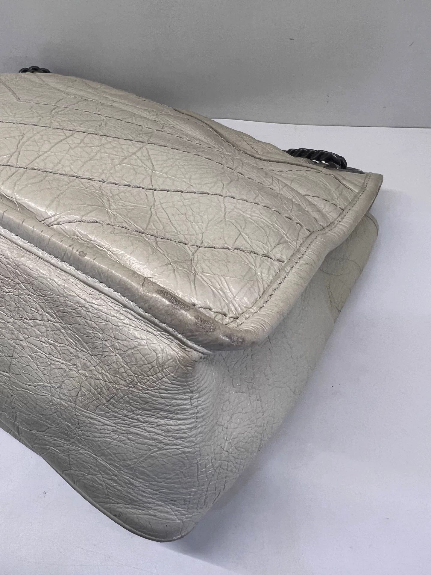 Saint Laurent Paris Pre-loved Bag Very good condition Size ONE SIZE - 8 Thumbnail