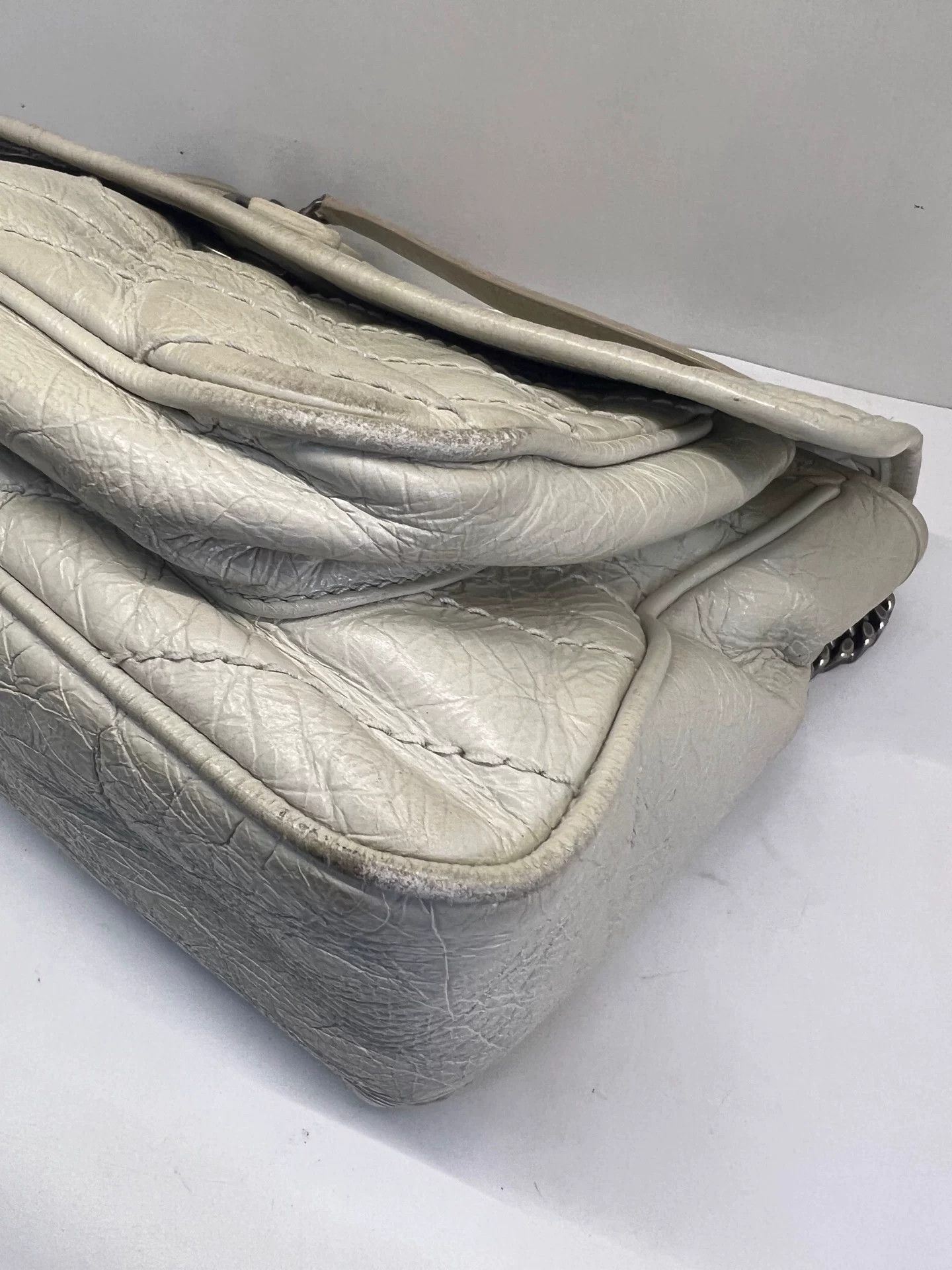 Saint Laurent Paris Pre-loved Bag Very good condition Size ONE SIZE - 3 Thumbnail