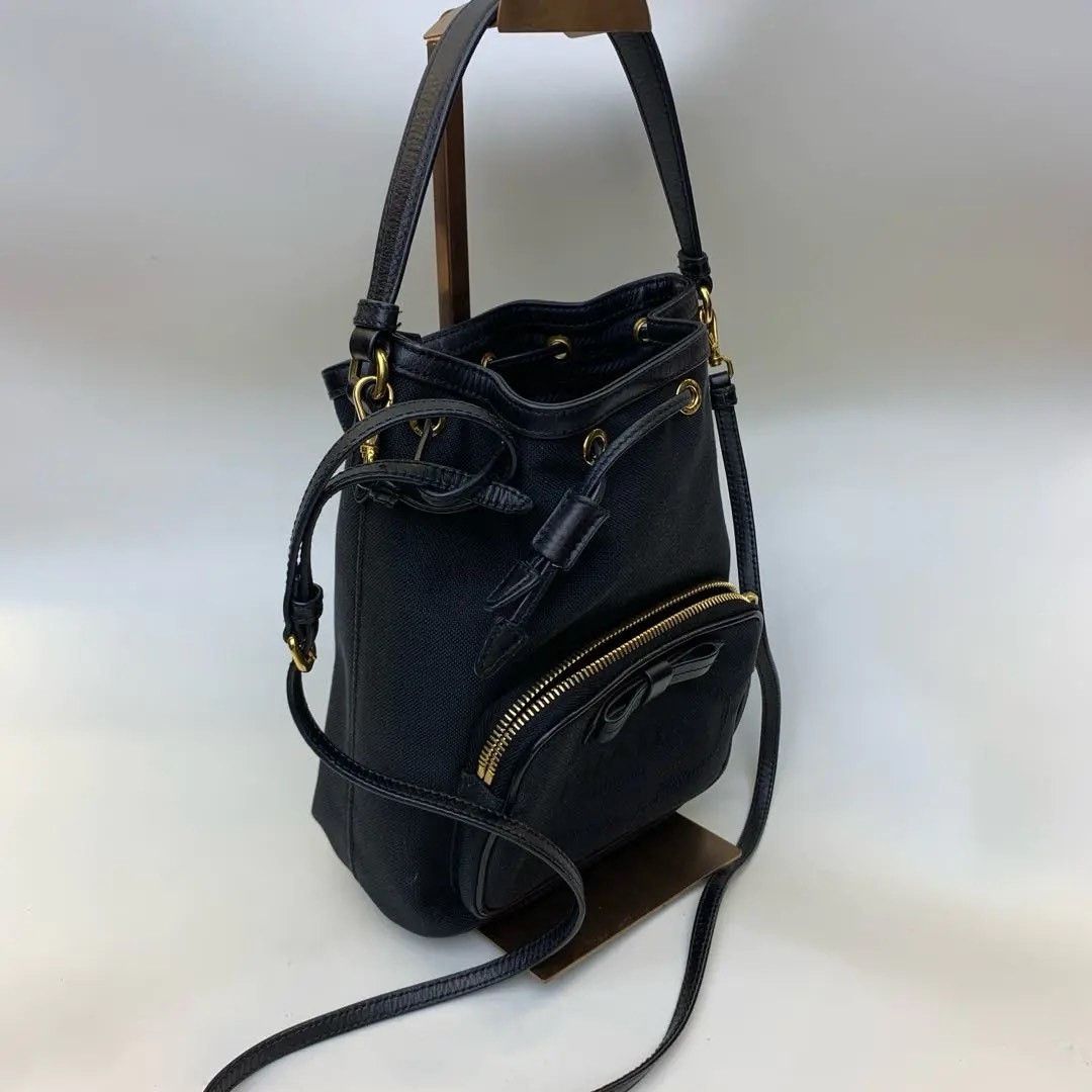 Prada Pre-loved Bag Very good condition Size ONE SIZE - 2 Thumbnail