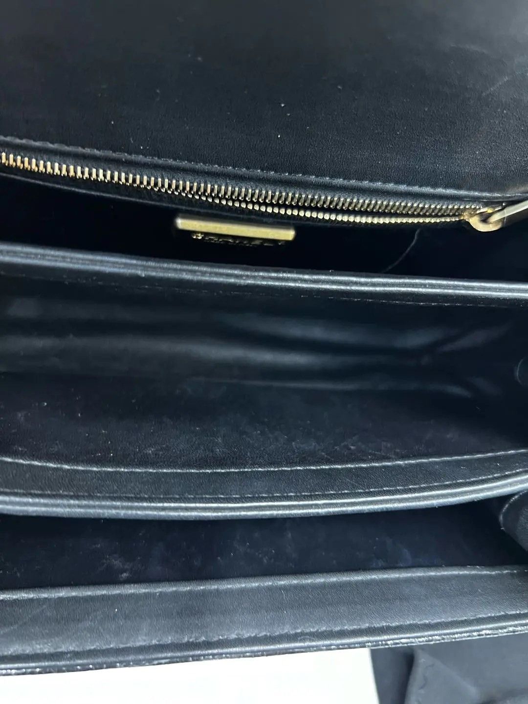 Chanel Pre-loved Bag Very good condition Size ONE SIZE - 9 Thumbnail