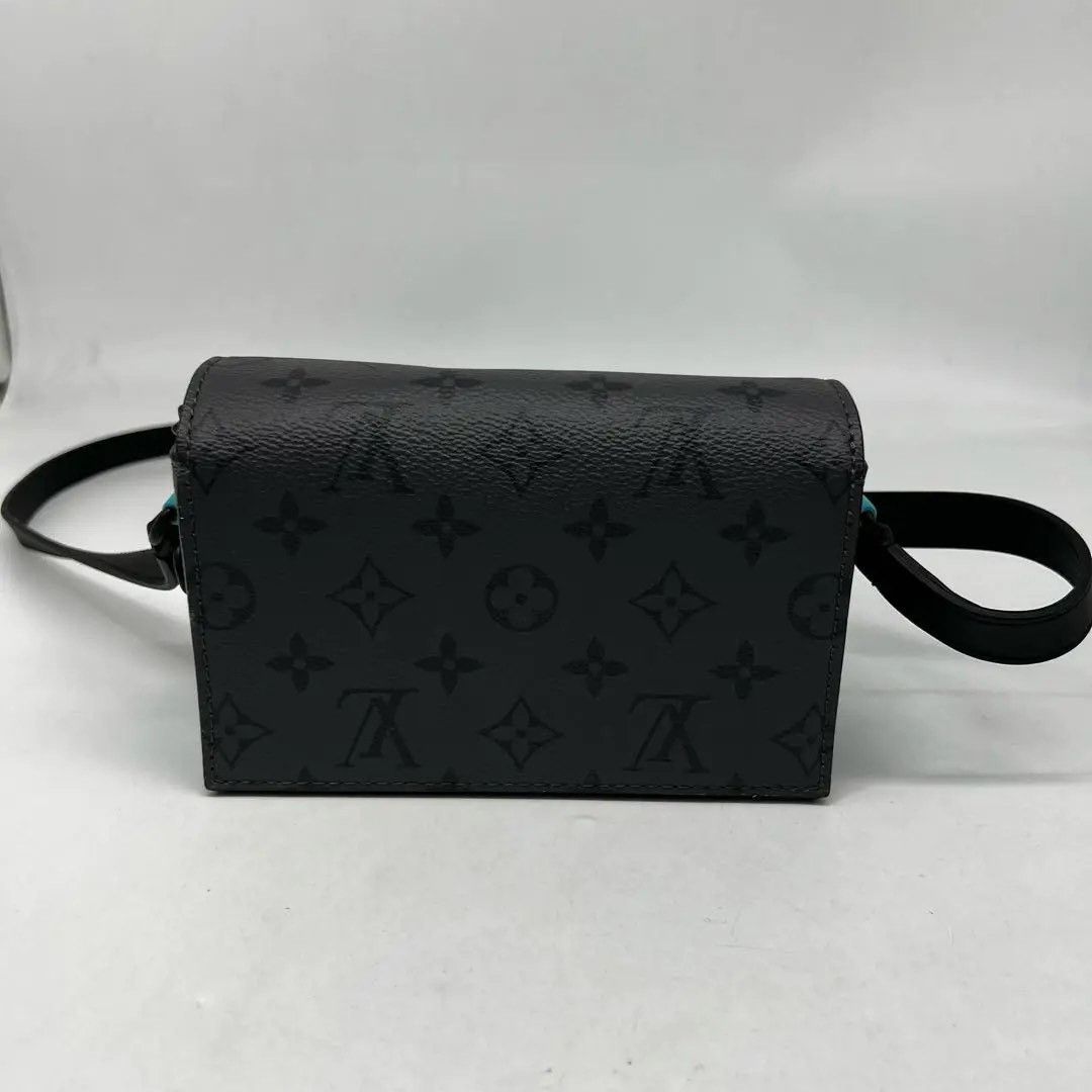 Louis Vuitton Pre-loved Bag Very good condition Size ONE SIZE - 4 Thumbnail