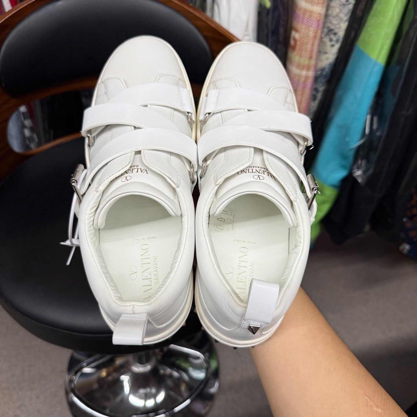 Valentino Valentino Leather White Lowtop Sneakers 9 Men Size US 9 / EU 42 - 8 Thumbnail