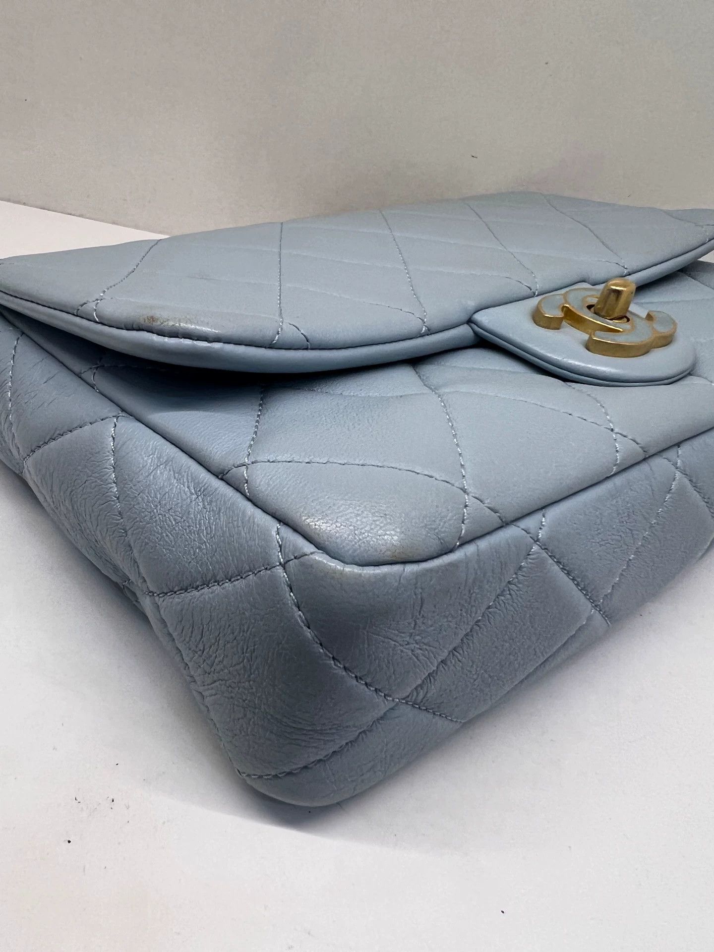 Chanel Pre-loved Bag Very good condition Size ONE SIZE - 4 Thumbnail