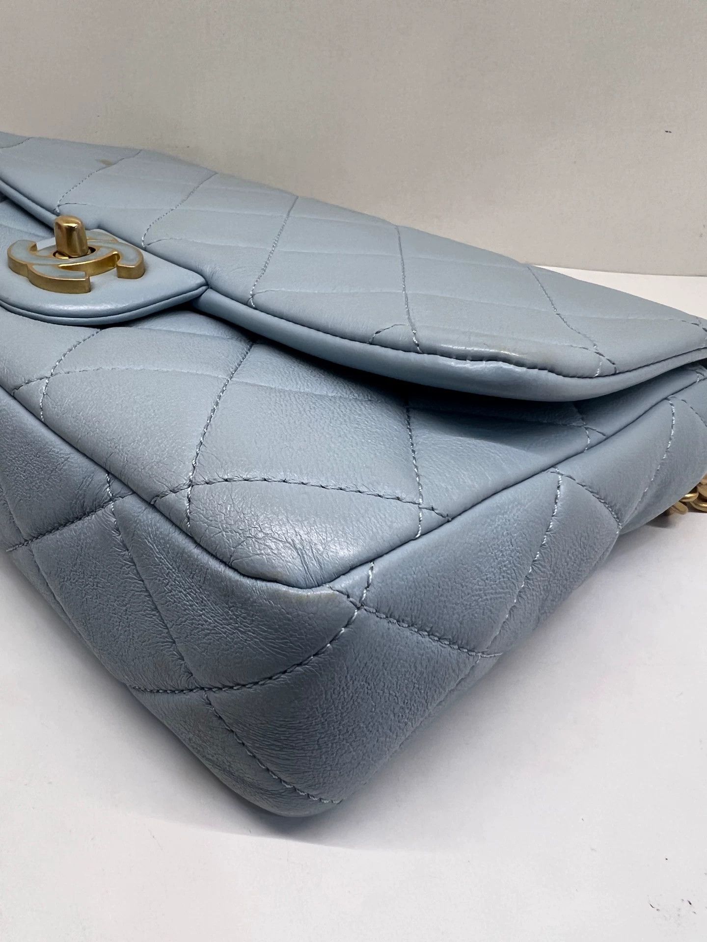 Chanel Pre-loved Bag Very good condition Size ONE SIZE - 3 Thumbnail