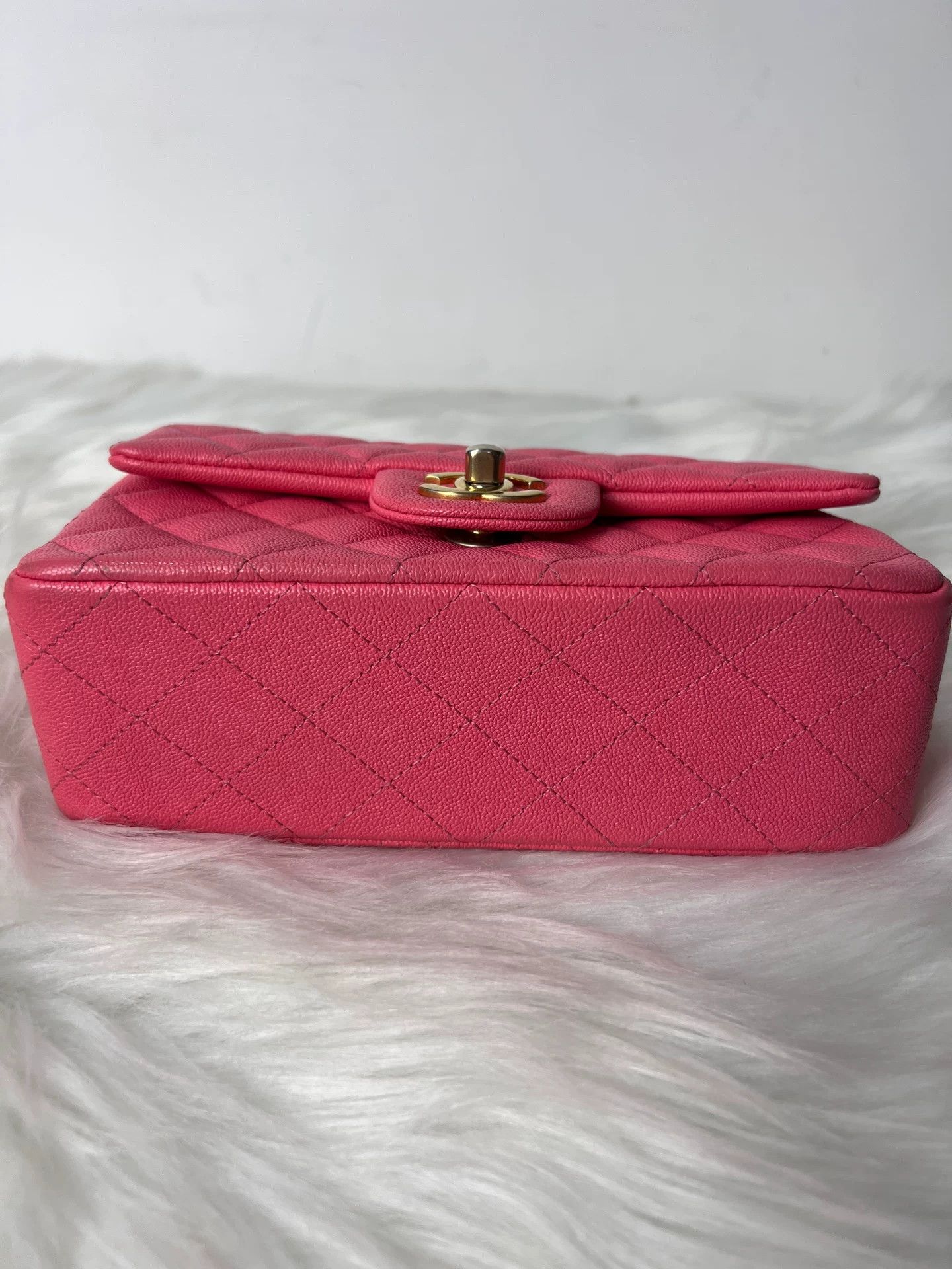 Chanel Pre-loved Bag Very good condition Size ONE SIZE - 8 Thumbnail