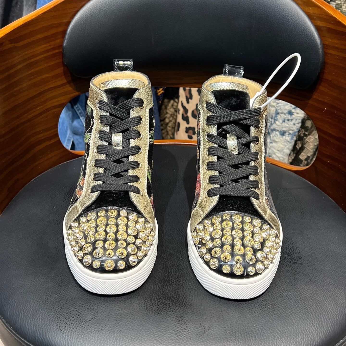 Christian Louboutin Christian Louboutin Black Hitop Sneakers us_6 Women Size US 6 / IT 36 - 2 Thumbnail