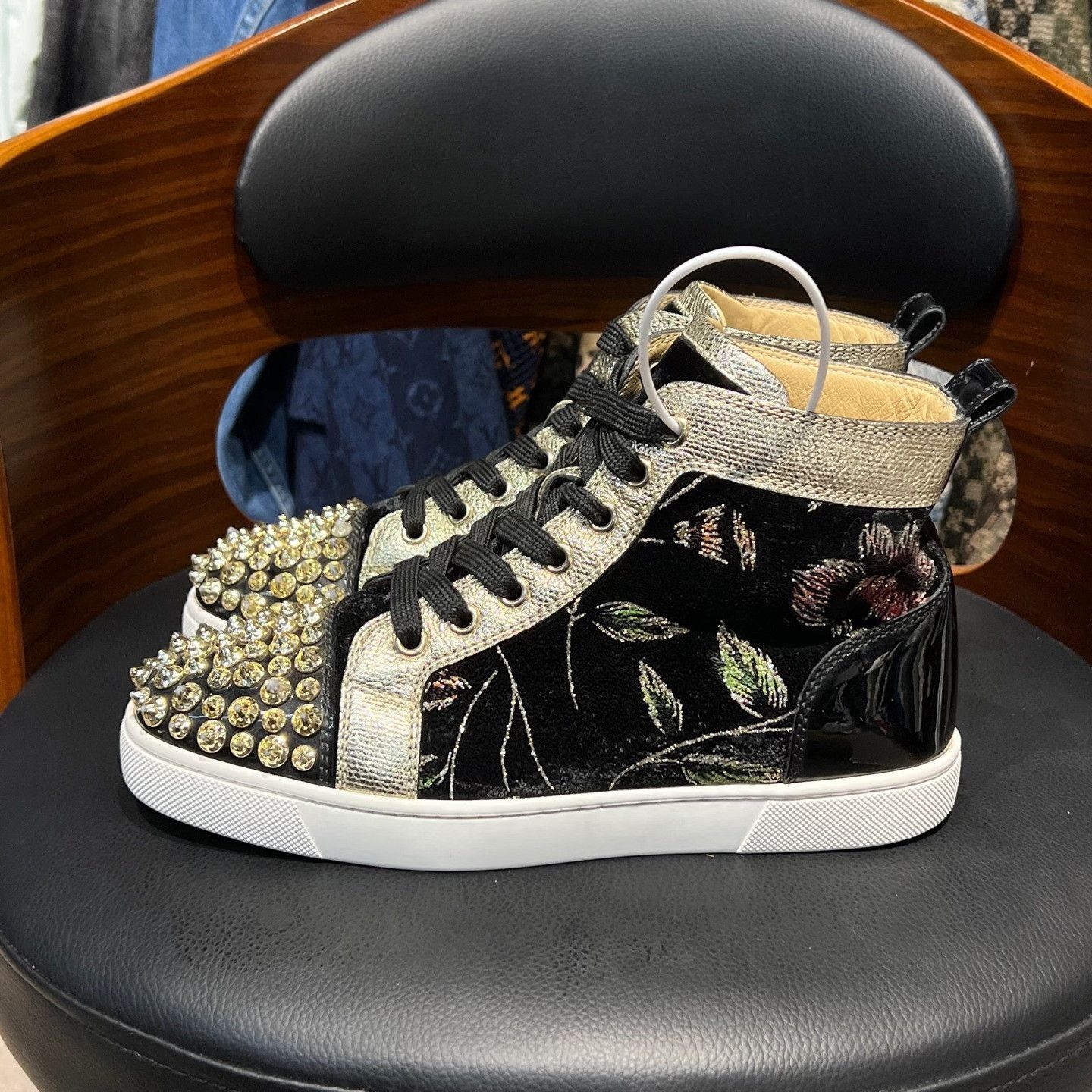 Christian Louboutin Christian Louboutin Black Hitop Sneakers us_6 Women Size US 6 / IT 36 - 4 Thumbnail