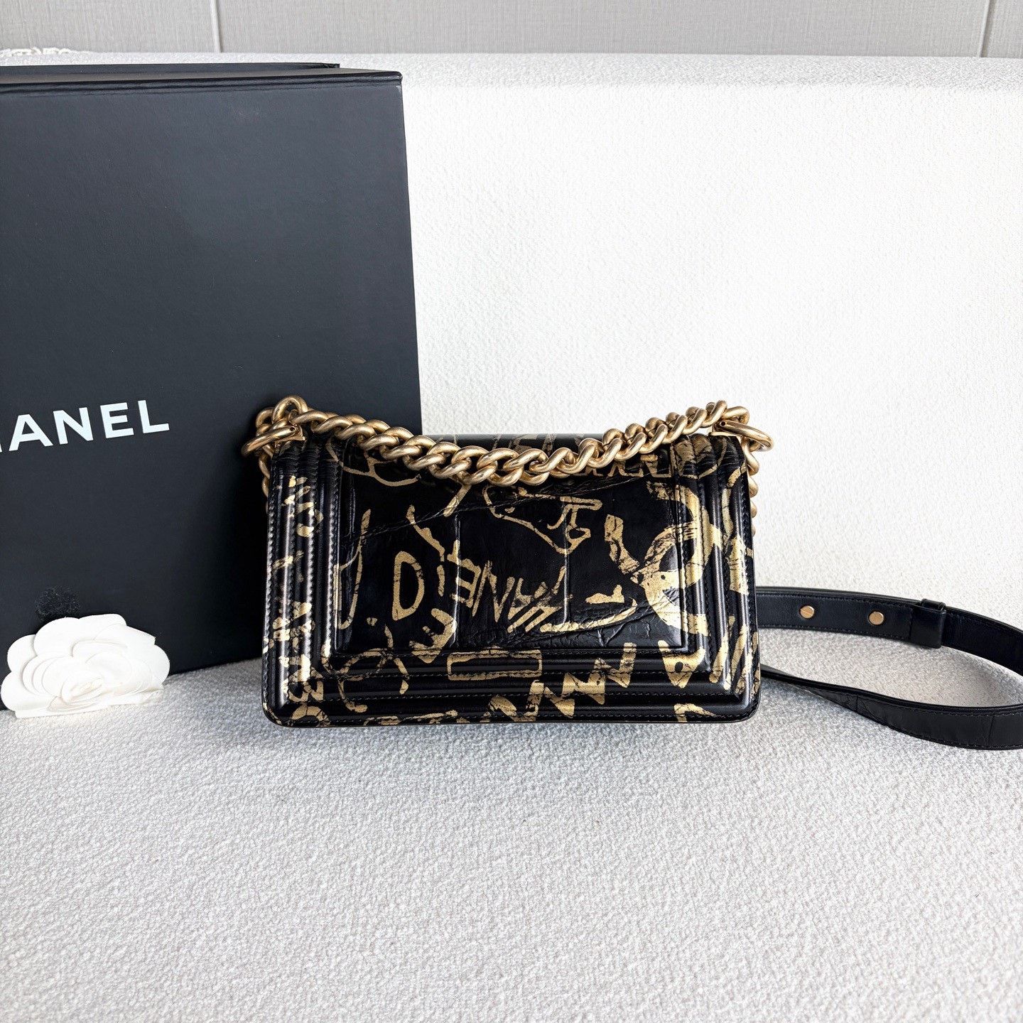Chanel Pre-loved Bag Very good condition Size ONE SIZE - 3 Thumbnail