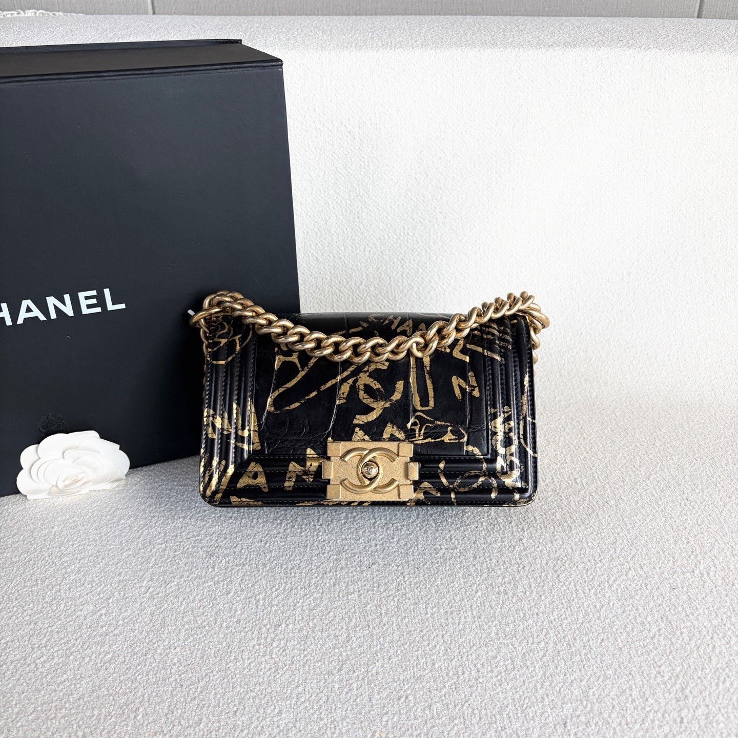 Chanel Pre-loved Bag Very good condition Size ONE SIZE - 2 Thumbnail