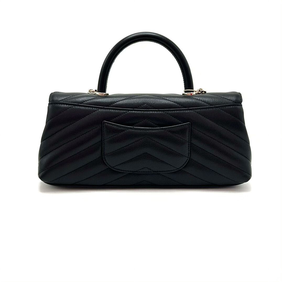 Chanel Pre-loved Bag Very good condition Size ONE SIZE - 2 Thumbnail