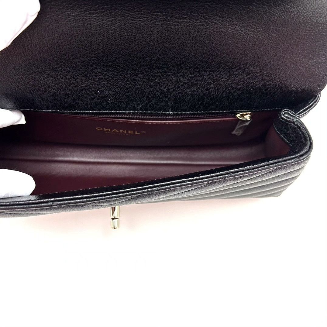 Chanel Pre-loved Bag Very good condition Size ONE SIZE - 6 Thumbnail