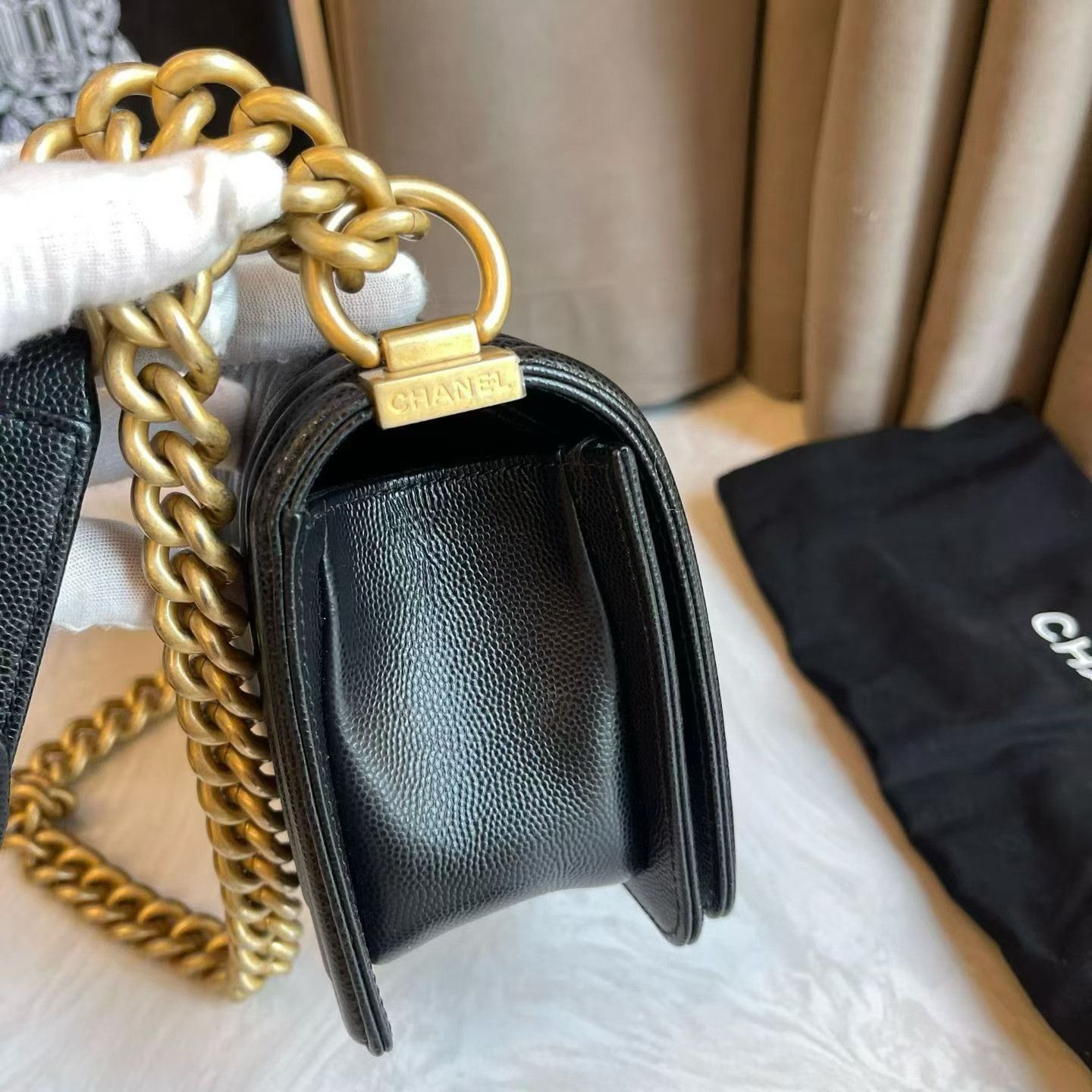 Chanel Pre-loved Bag Very good condition Size ONE SIZE - 4 Thumbnail