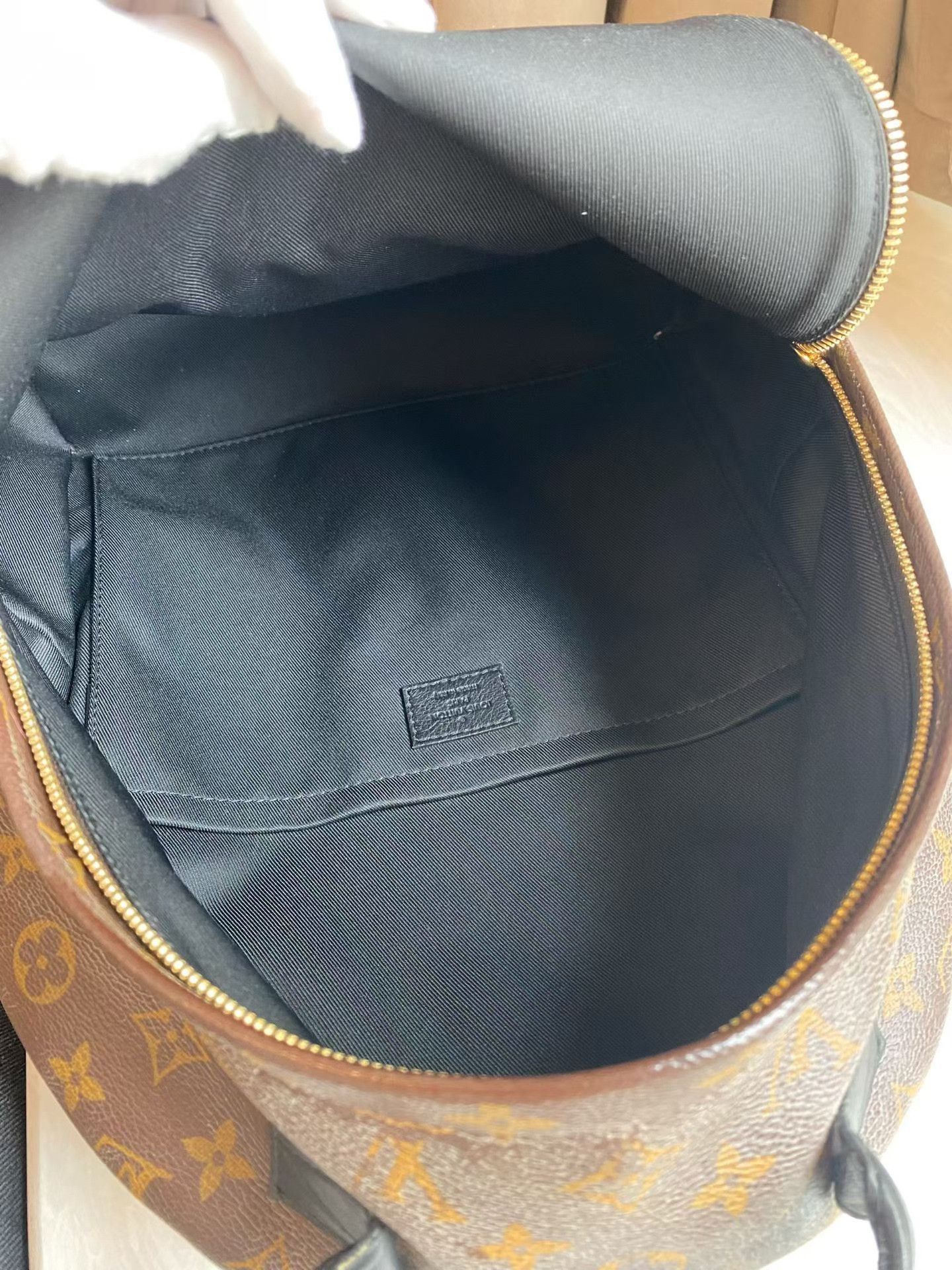 Louis Vuitton Pre-loved Bag Very good condition Size ONE SIZE - 7 Thumbnail