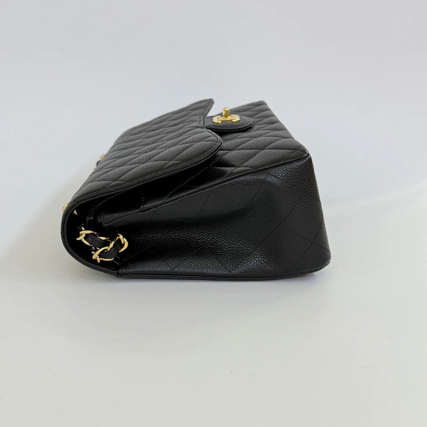 Chanel Pre-loved Bag Very good condition Size ONE SIZE - 7 Thumbnail