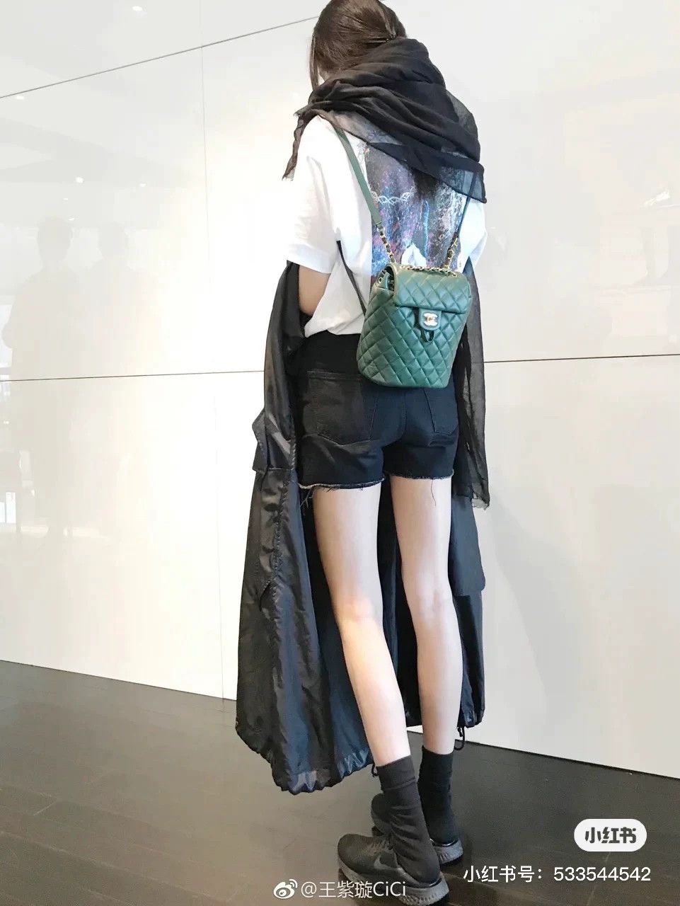 Chanel Pre-loved Bag Very good condition Size ONE SIZE - 3 Thumbnail