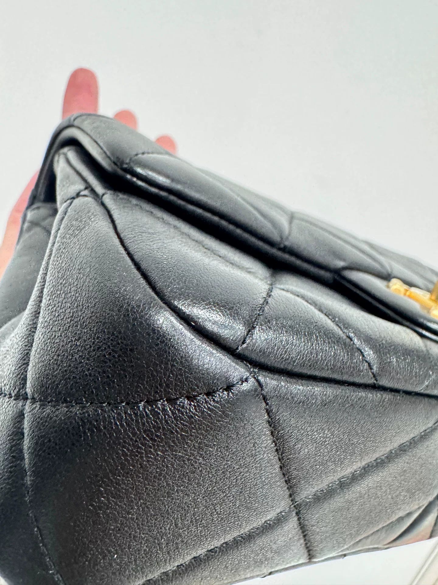 Chanel Pre-loved Bag Very good condition Size ONE SIZE - 6 Thumbnail