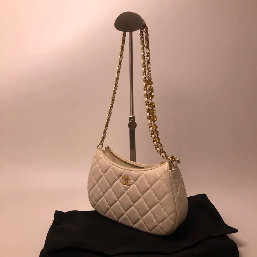 Chanel Pre-loved Bag Very good condition Size ONE SIZE - 3 Thumbnail