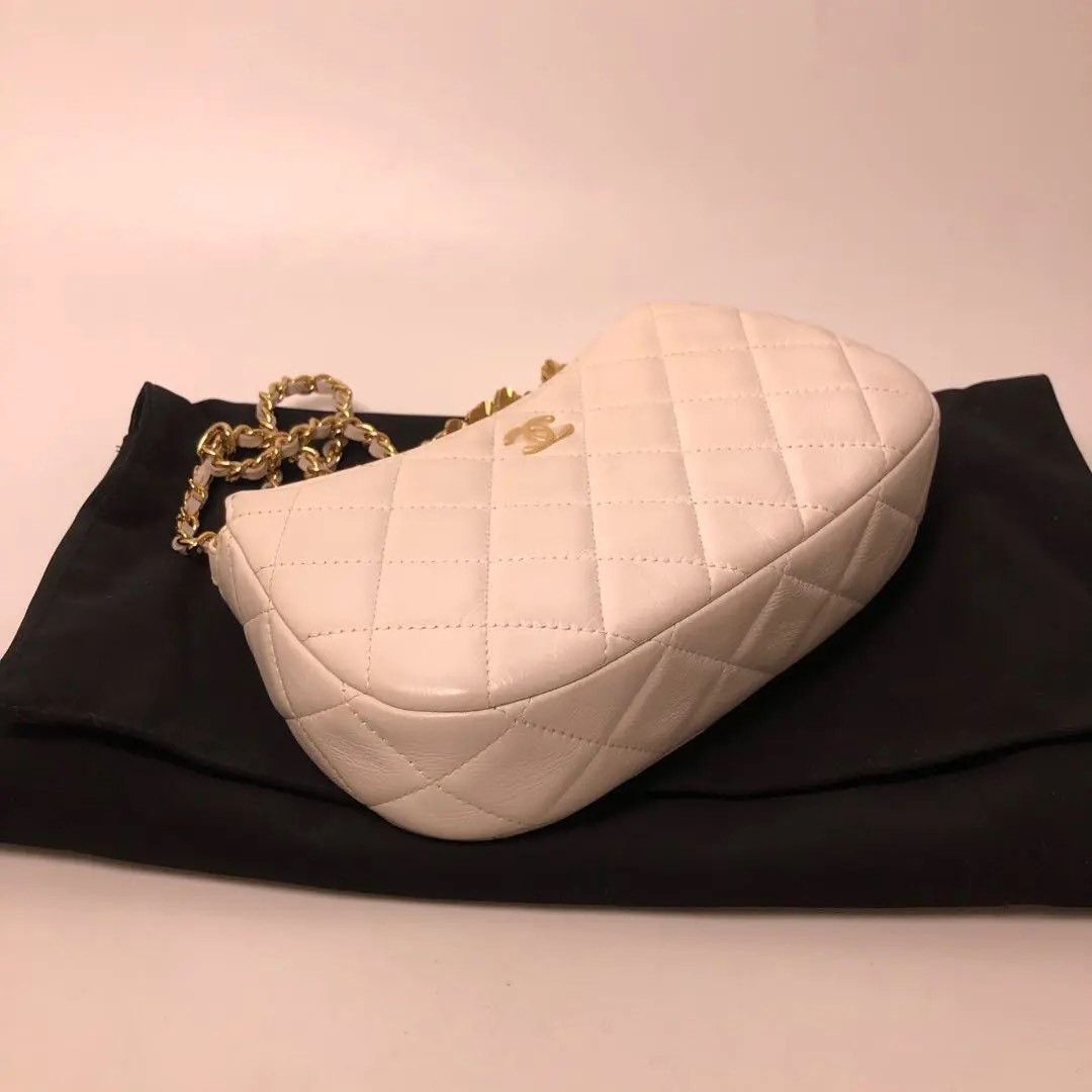 Chanel Pre-loved Bag Very good condition Size ONE SIZE - 6 Thumbnail