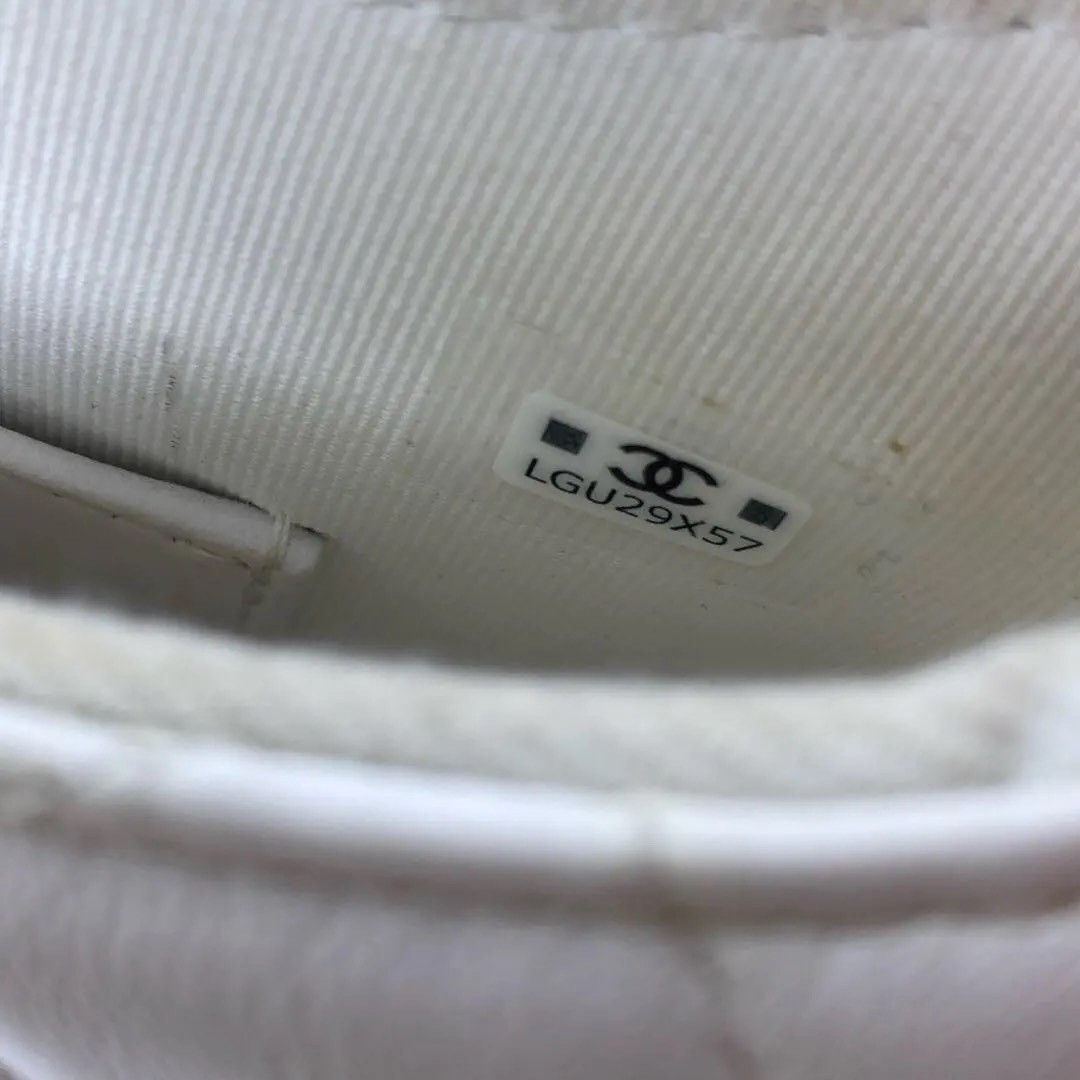 Chanel Pre-loved Bag Very good condition Size ONE SIZE - 9 Thumbnail