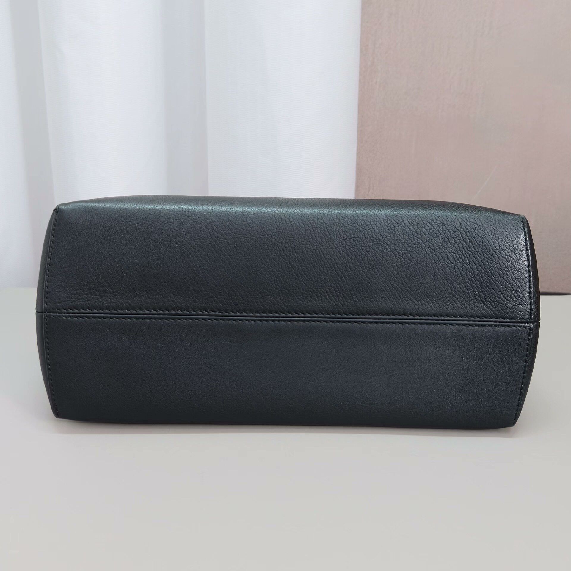 Fendi Pre-loved Bag Very good condition Size ONE SIZE - 5 Thumbnail