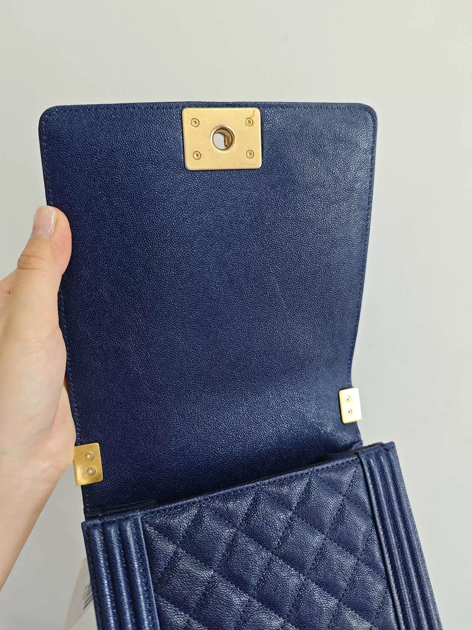 Chanel Pre-loved Bag Very good condition Size ONE SIZE - 7 Thumbnail