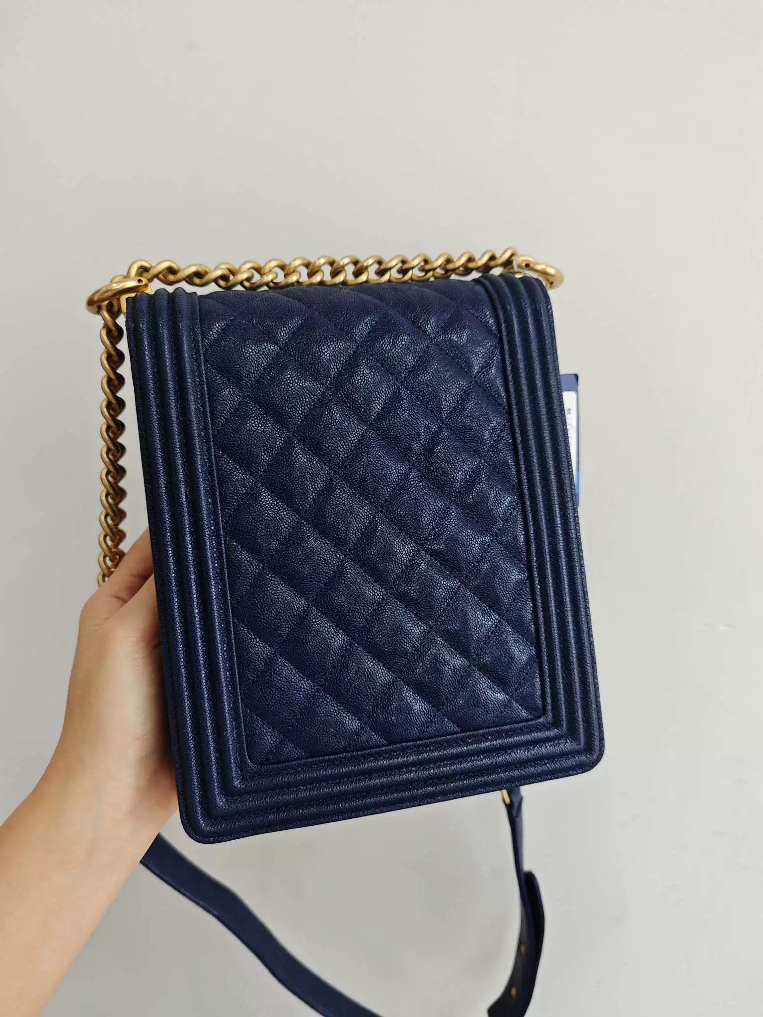 Chanel Pre-loved Bag Very good condition Size ONE SIZE - 2 Thumbnail