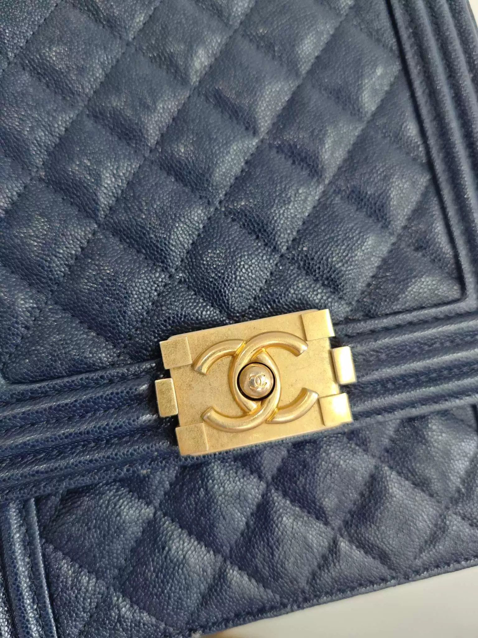 Chanel Pre-loved Bag Very good condition Size ONE SIZE - 6 Thumbnail