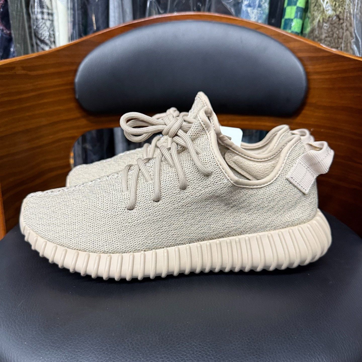 Adidas Adidas YEEZY350 Lowtop Sneakers 8.5 Men Size US 8.5 / EU 41-42 - 6 Thumbnail