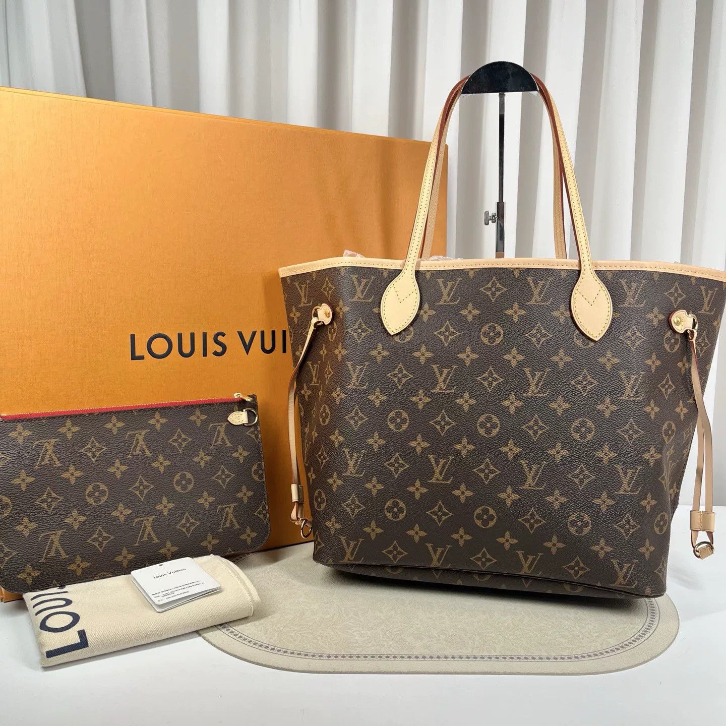 Louis Vuitton Pre-loved Bag Brand new condition Size ONE SIZE - 2 Thumbnail
