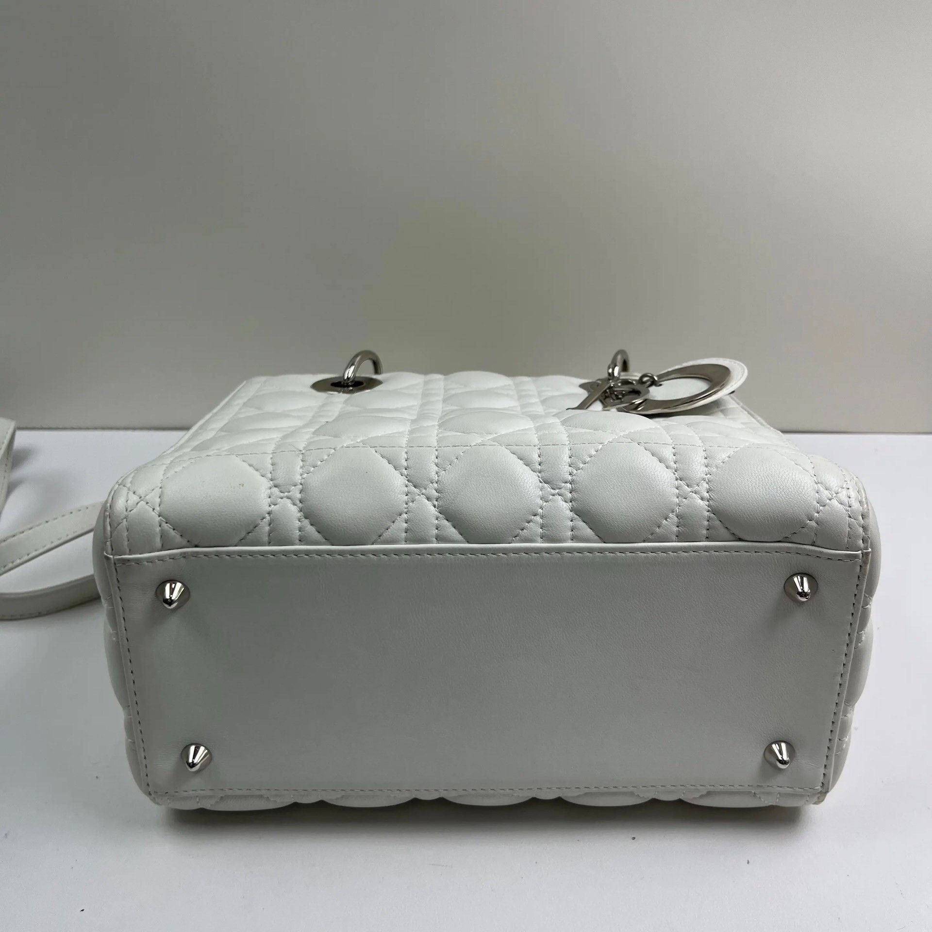 Dior Pre-loved Bag Very good condition Size ONE SIZE - 9 Thumbnail