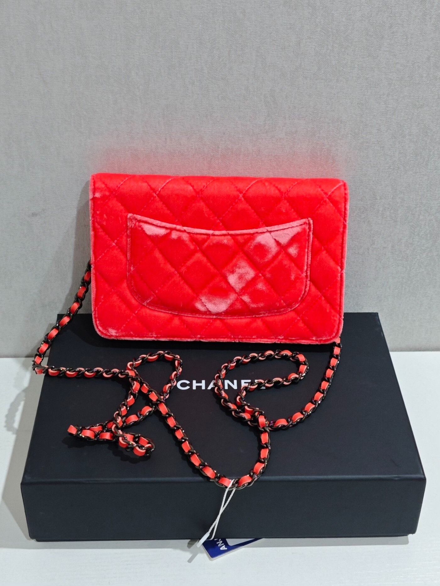 Chanel Pre-loved Bag Very good condition Size ONE SIZE - 2 Thumbnail