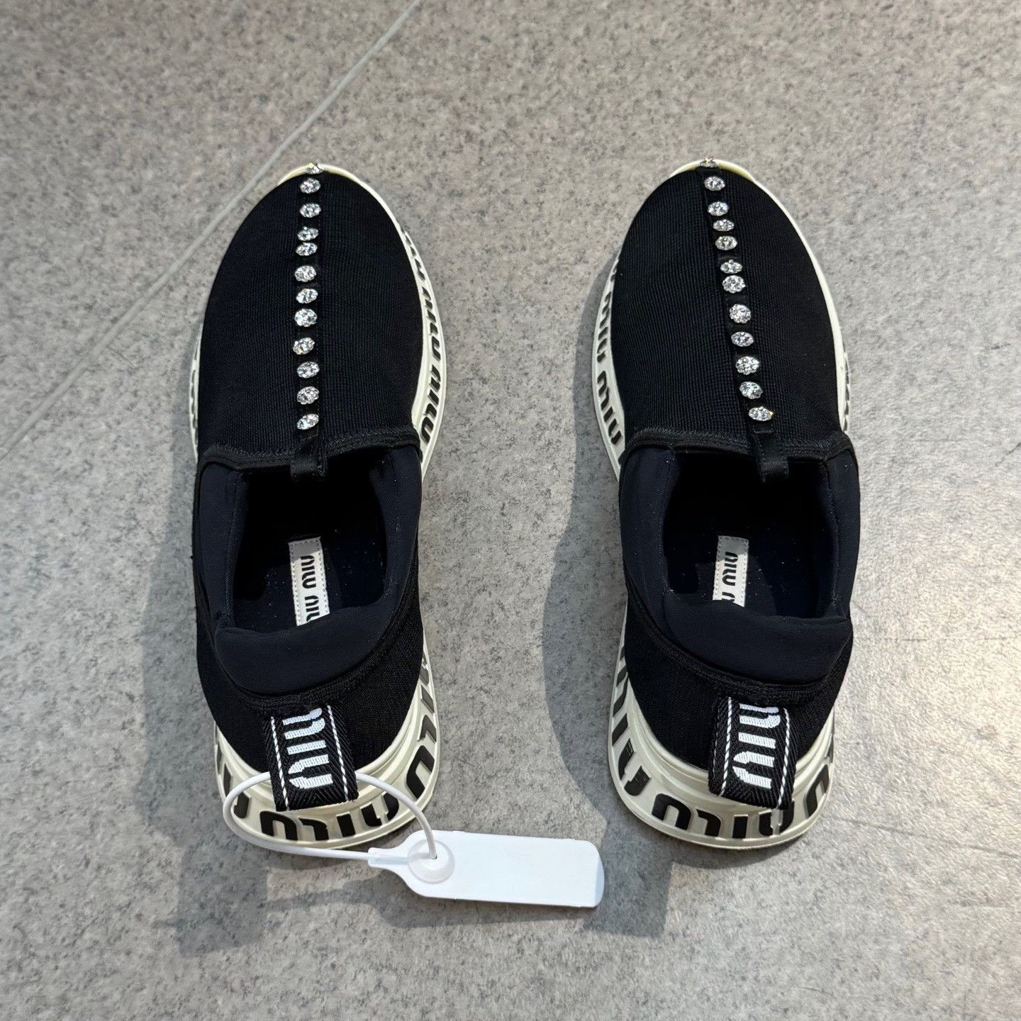 Miu Miu Miu Miu Casual Black Lowtop Sneakers us_6-5 Women Size US 6.5 / IT 36.5 - 8 Thumbnail