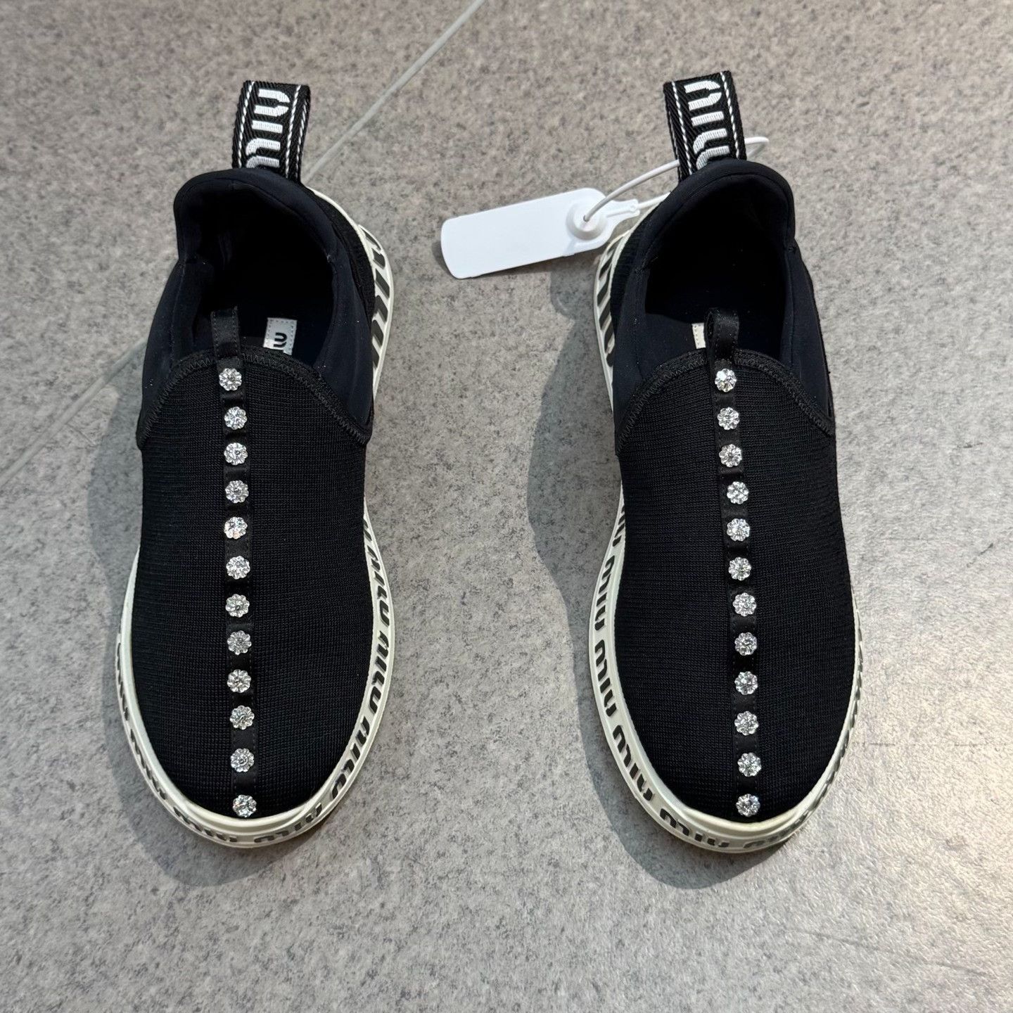 Miu Miu Miu Miu Casual Black Lowtop Sneakers us_6-5 Women Size US 6.5 / IT 36.5 - 5 Thumbnail