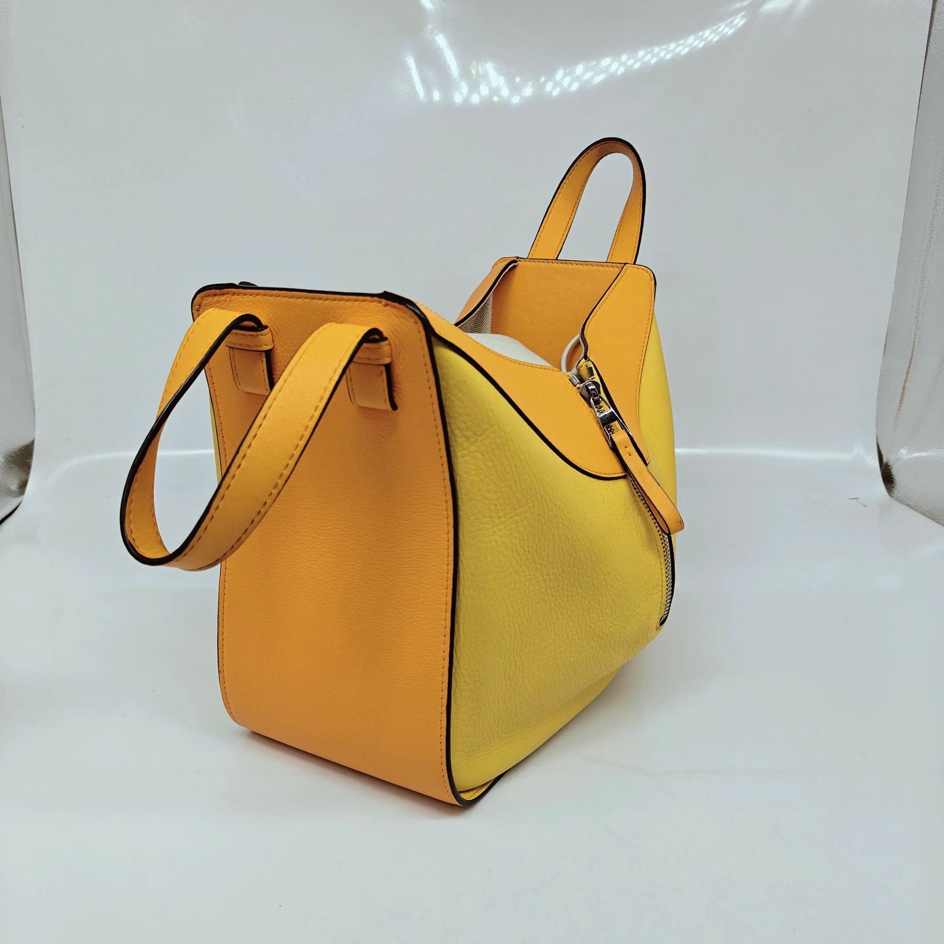 Loewe Pre-loved Bag Very good condition Size ONE SIZE - 4 Thumbnail