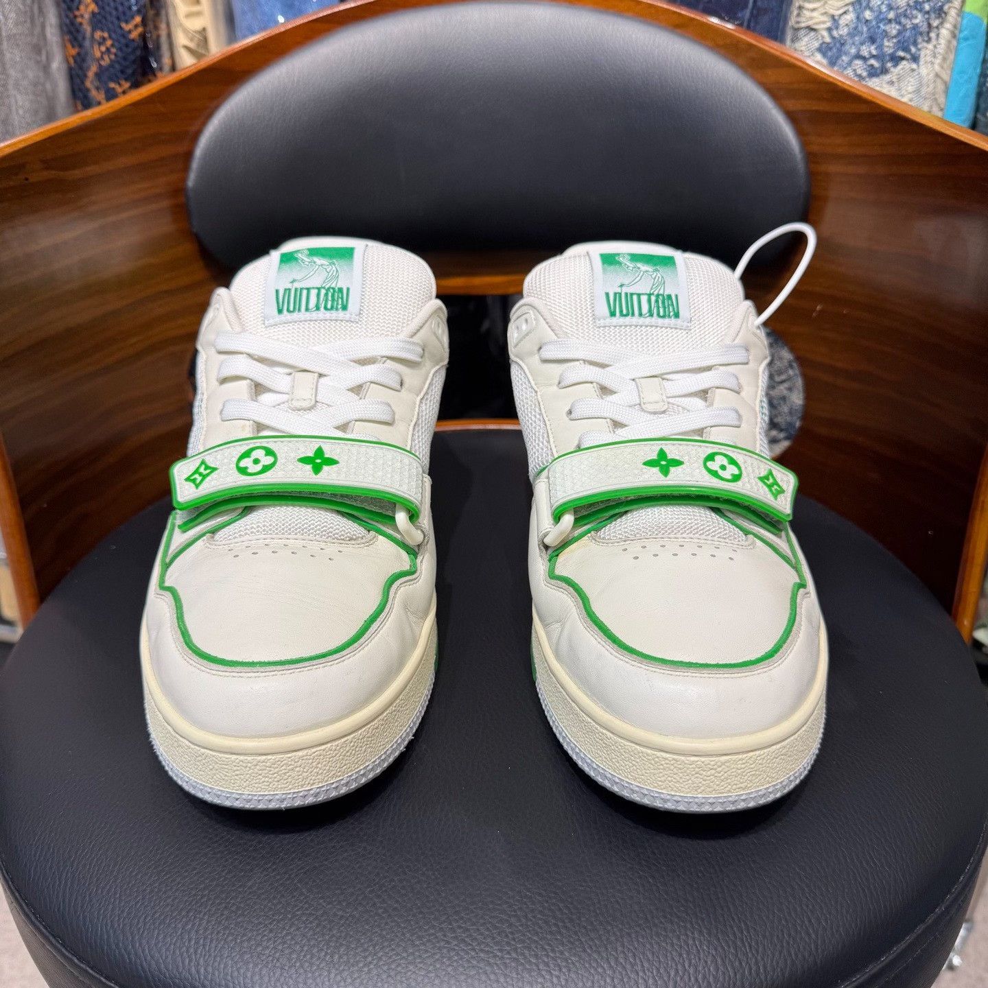 Louis Vuitton Louis Vuitton Training Green Lowtop Sneakers 9 Men Size US 9 / EU 42 - 2 Thumbnail