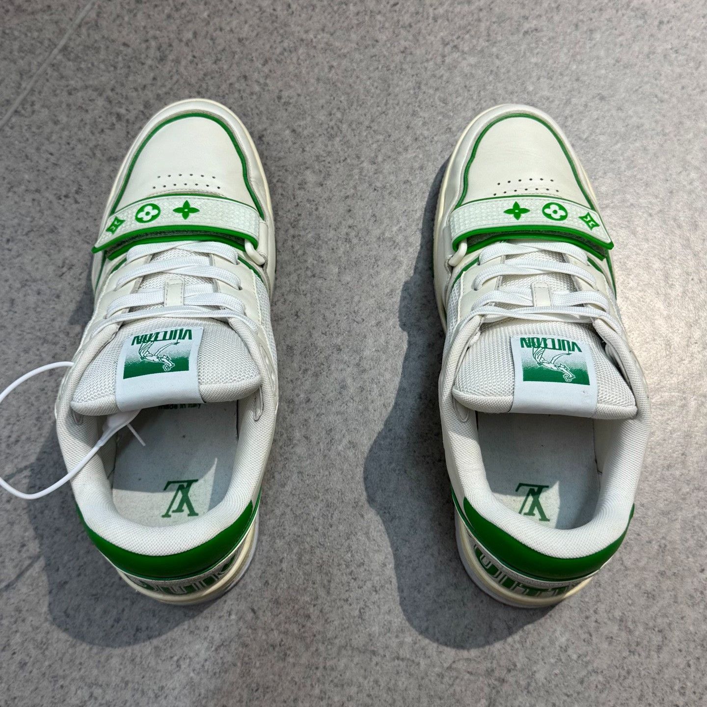 Louis Vuitton Louis Vuitton Training Green Lowtop Sneakers 9 Men Size US 9 / EU 42 - 8 Thumbnail