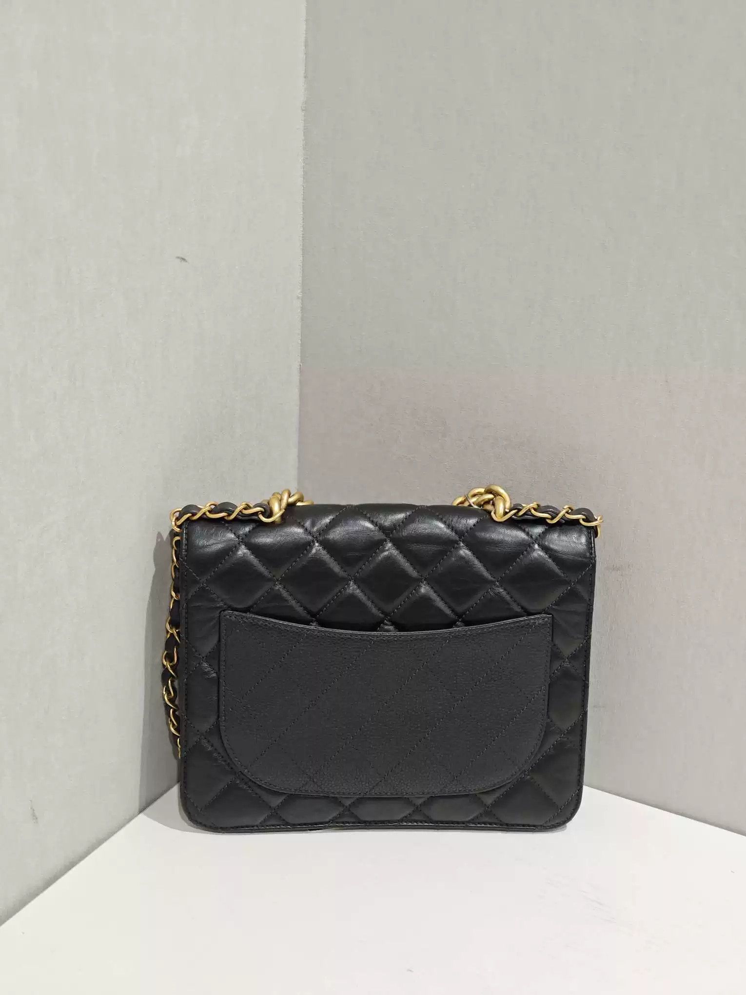 Chanel Pre-loved Bag Very good condition Size ONE SIZE - 2 Thumbnail